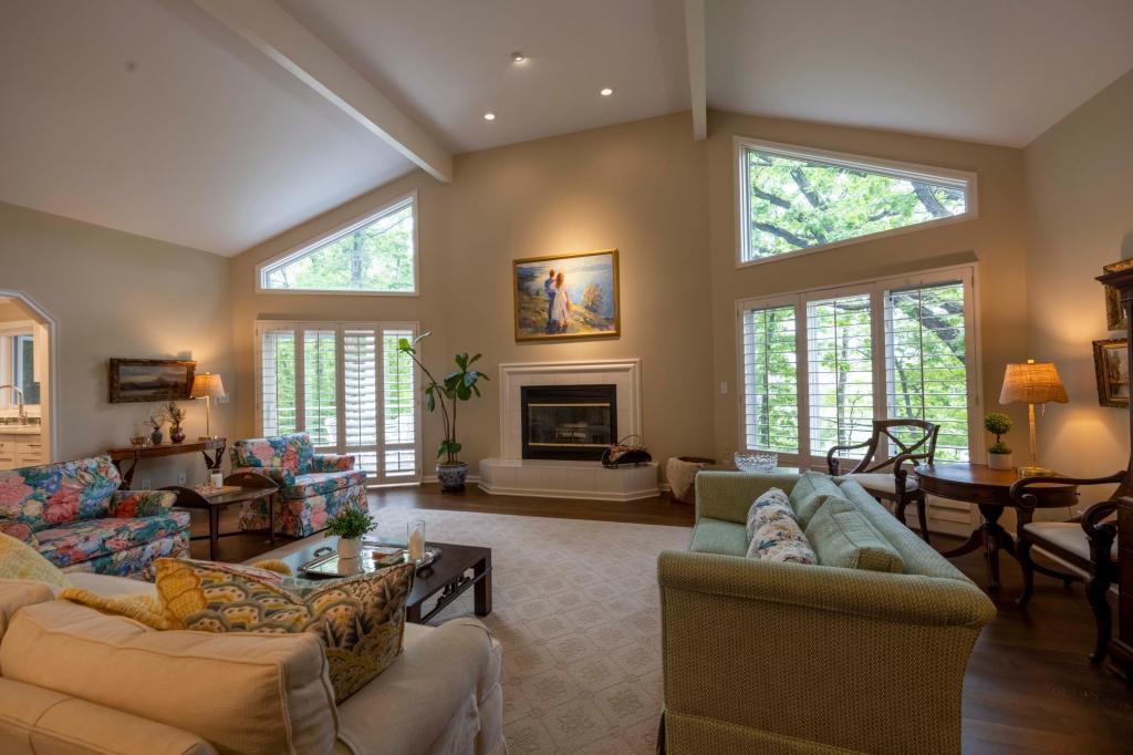 Mendota Heights, Minnesota, 55118, United States, 4 Bedrooms Bedrooms, ,3 BathroomsBathrooms,Residential,For Sale,1836960