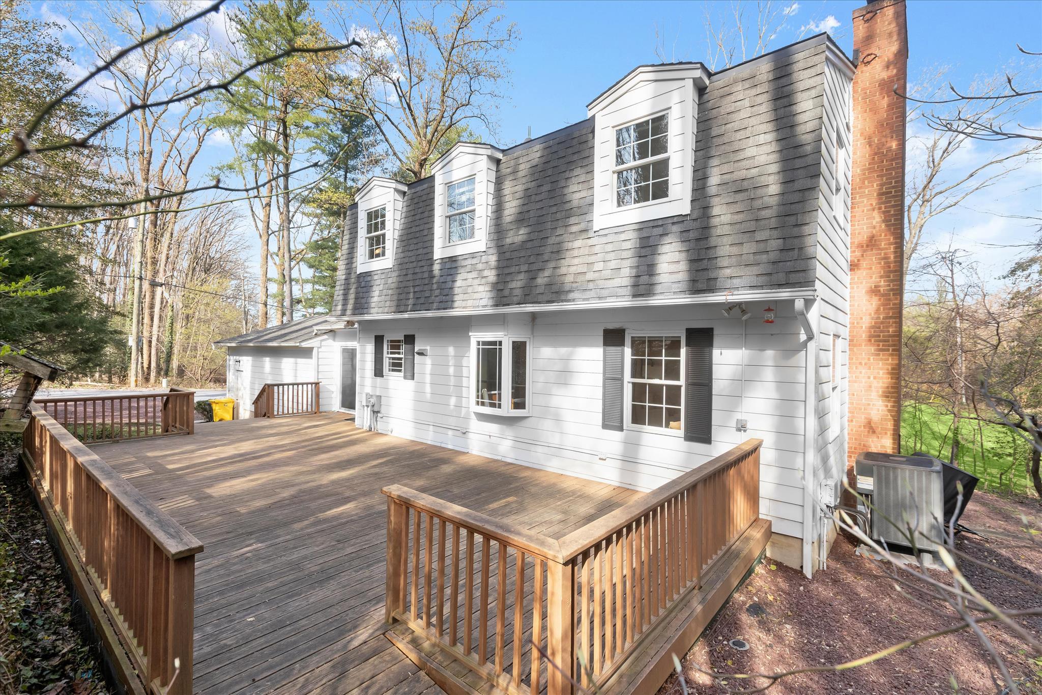  326 Edgewater Road, Pasadena, MD 21122 - 物件實景