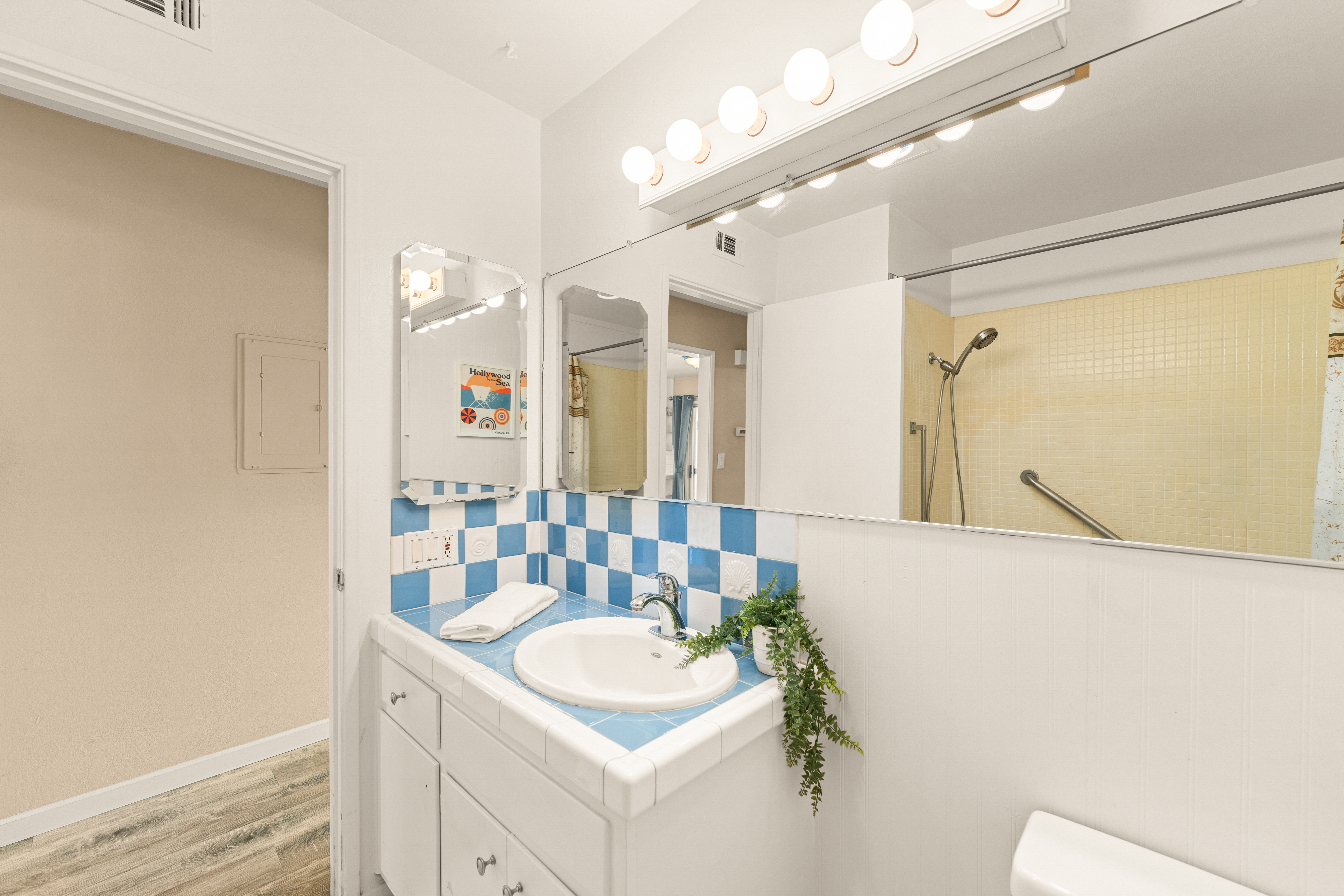  11 West Fiesta Green, Port Hueneme, CA 93041 - 物件實景