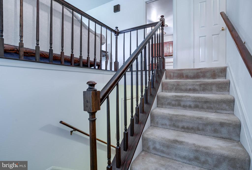 Warrenton, Virginia, 20187, United States, 3 Bedrooms Bedrooms, ,3 BathroomsBathrooms,Residential,For Sale,2049291