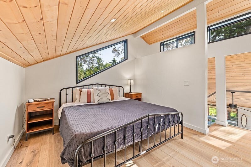 Friday Harbor, Washington, 98250, United States, 2 Bedrooms Bedrooms, ,1 BathroomBathrooms,Residential,For Sale,1850267