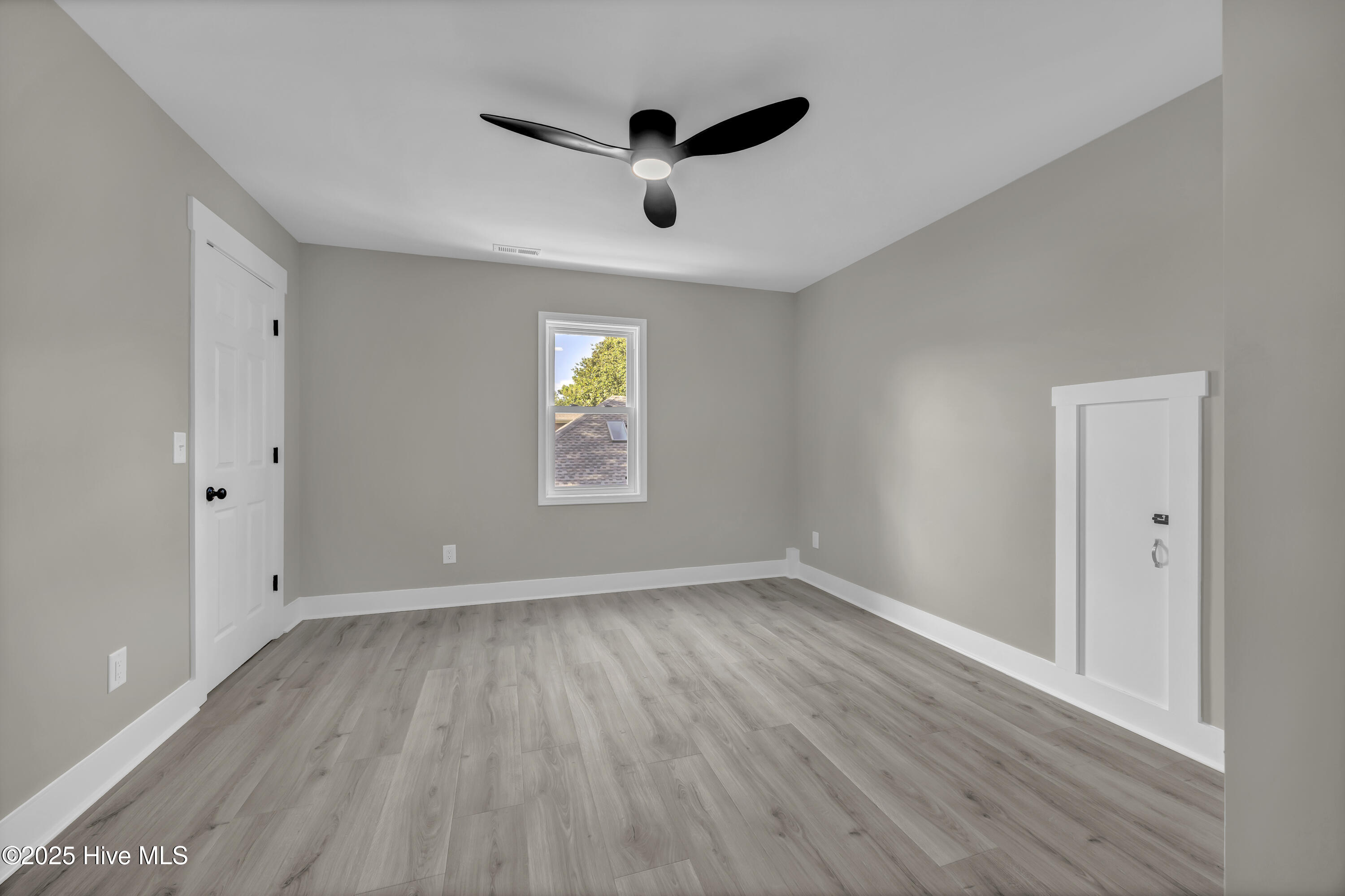 Carolina Beach, North Carolina, 28428, United States, 4 Bedrooms Bedrooms, ,4 BathroomsBathrooms,Residential,For Sale,1906698
