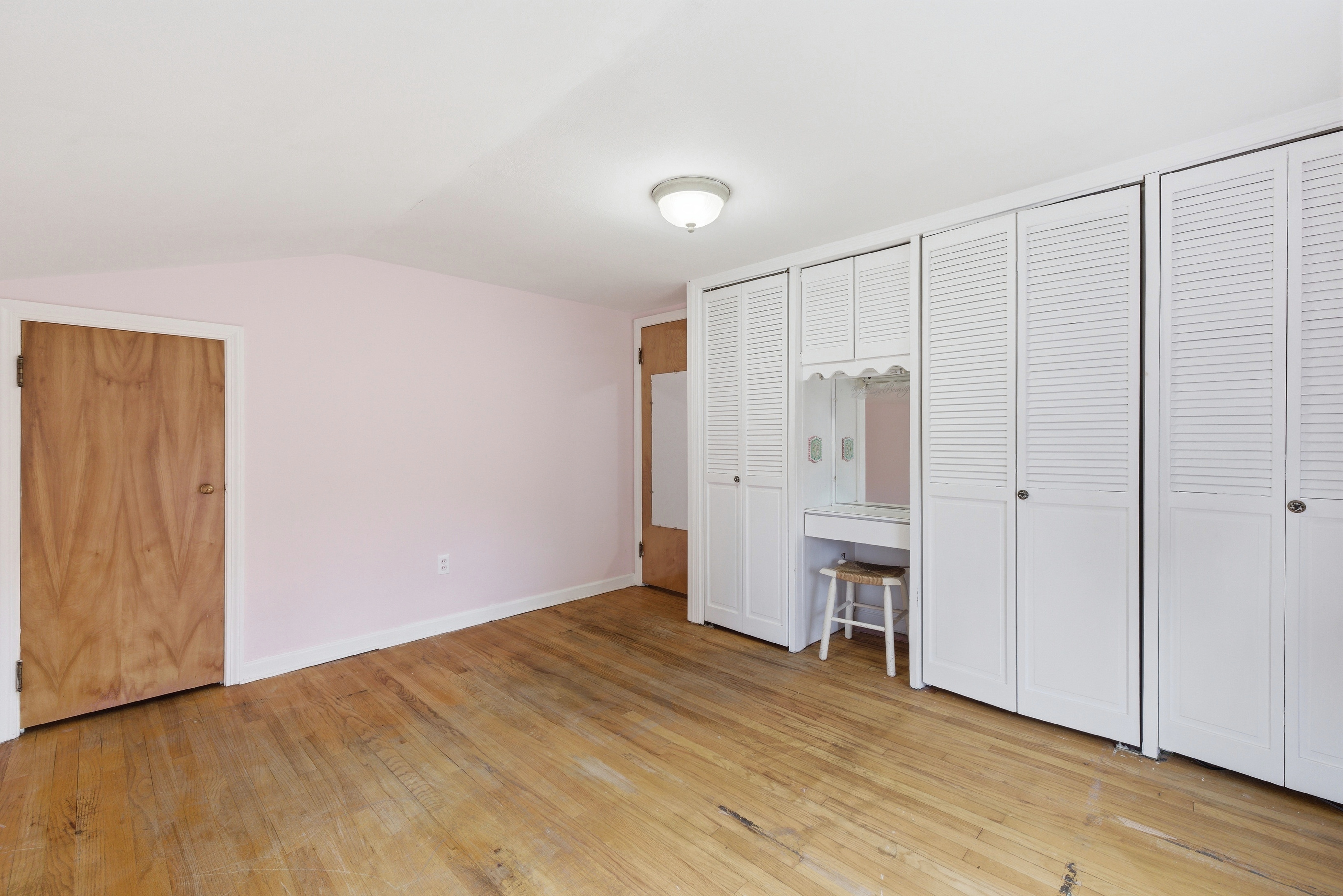 Spacious 5-Bedroom Gem in CT - 物件實景