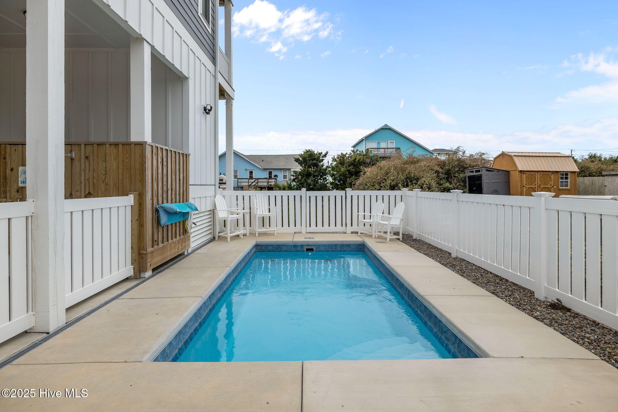 Emerald Isle, North Carolina, 28594, United States, 5 Bedrooms Bedrooms, ,4 BathroomsBathrooms,Residential,For Sale,2003028