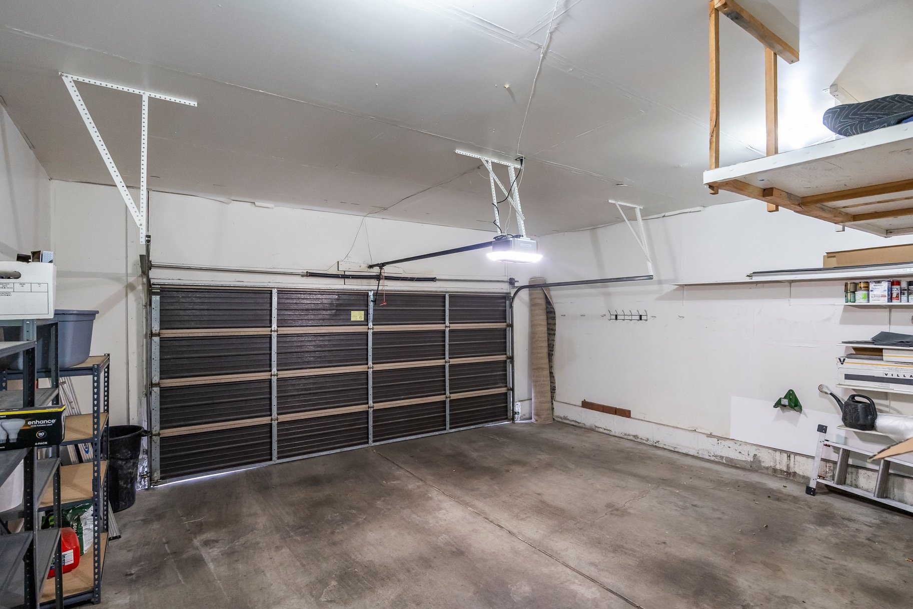  Rarely Available Harvest Lane Rambler Main-Level Living - 物件實景