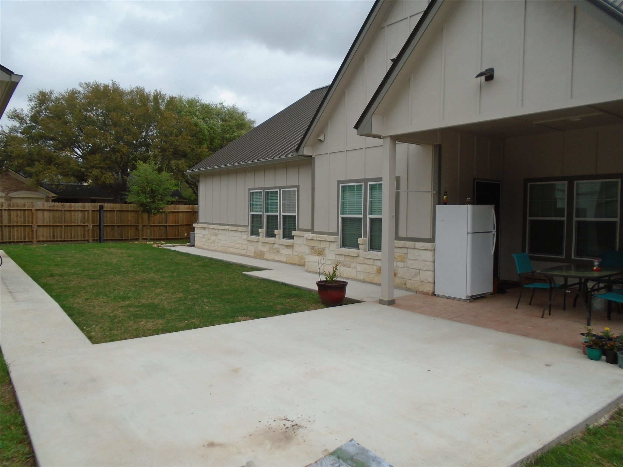 1401 Ward Bend Street, Sealy, Texas, 77474, United States, 4 Bedrooms Bedrooms, ,4 BathroomsBathrooms,Residential,For Sale,1401 Ward Bend Street,1447412