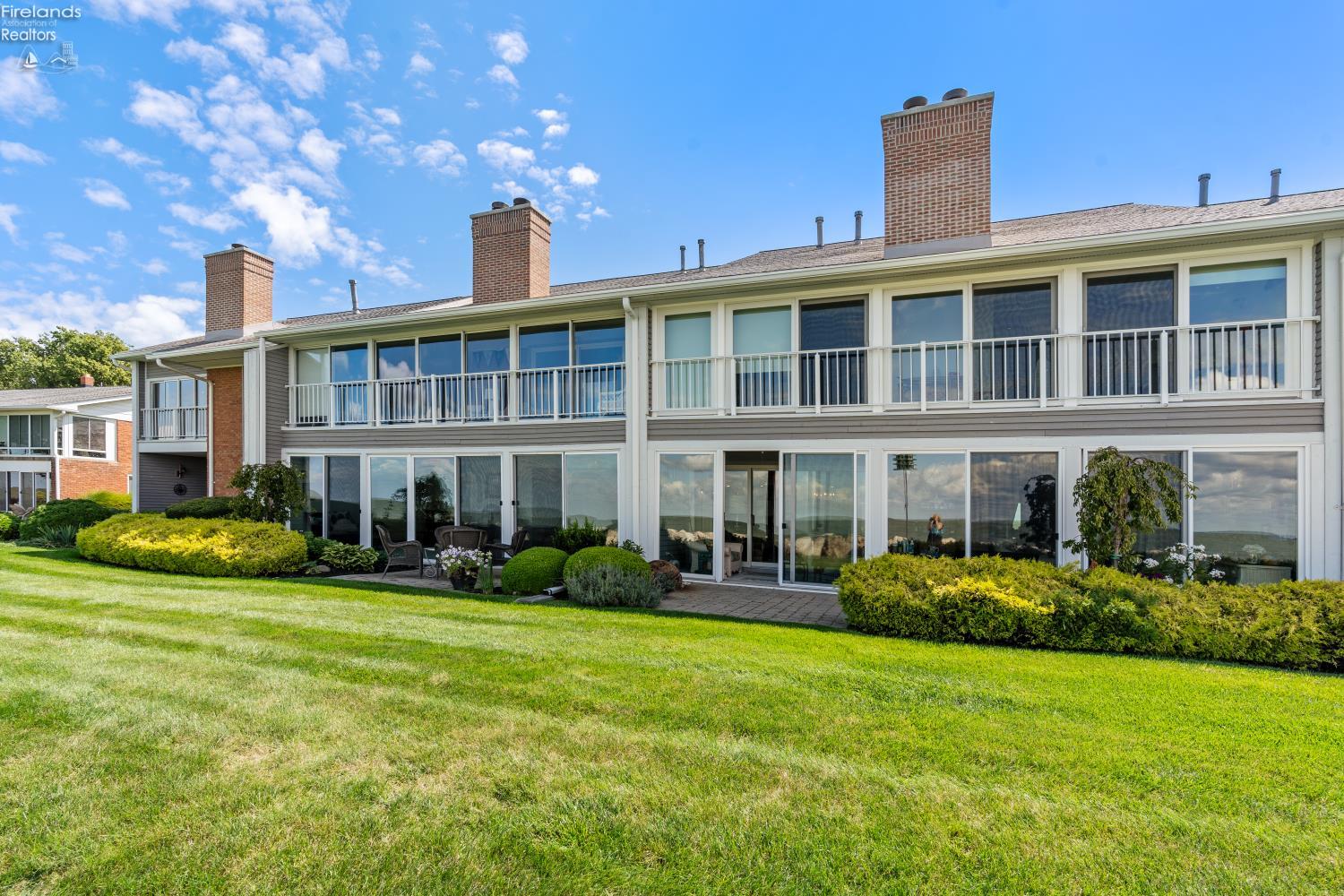 Port Clinton, Ohio, 43452, United States, 3 Bedrooms Bedrooms, ,2 BathroomsBathrooms,Residential,For Sale,1980144