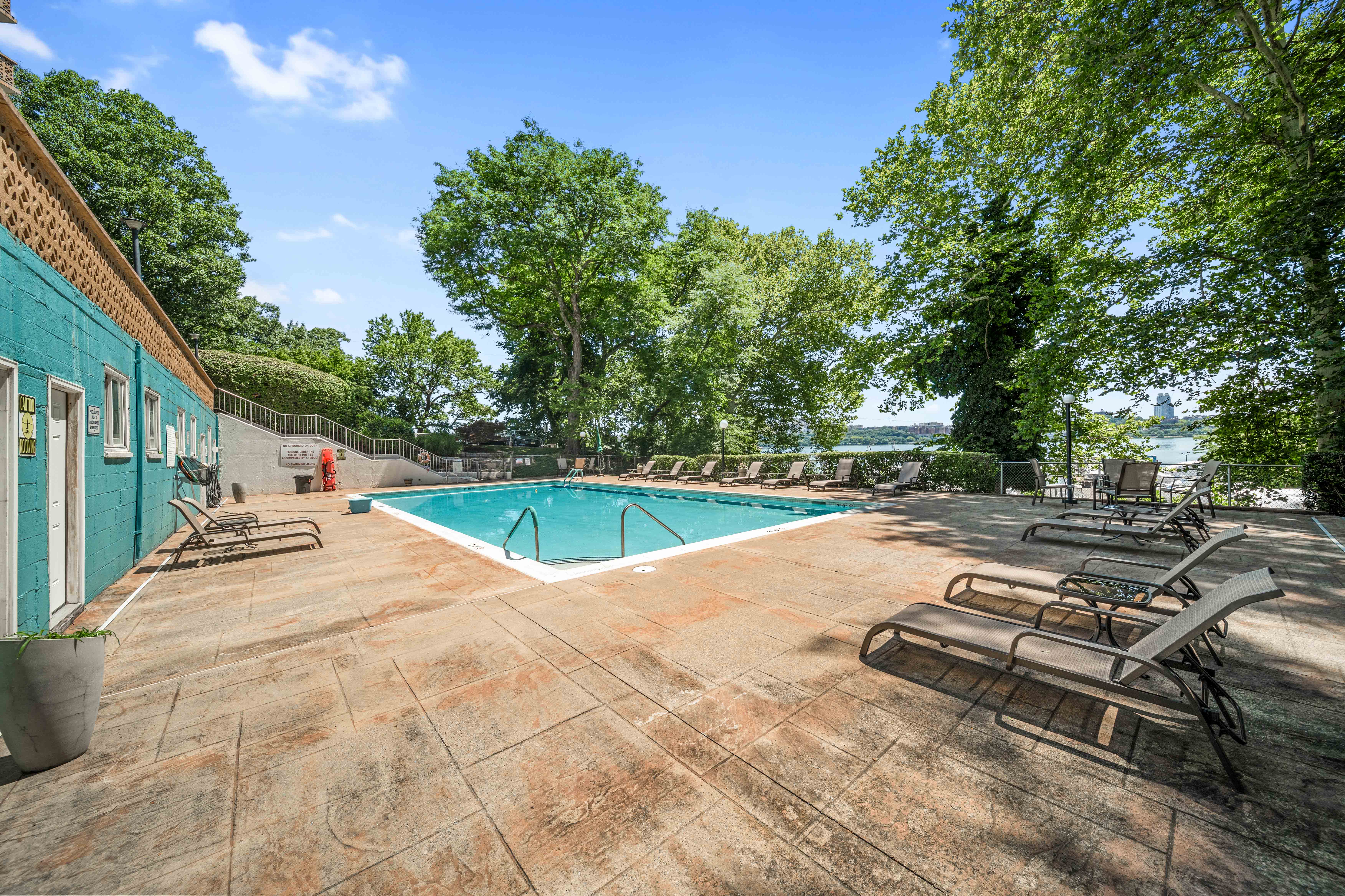  1375 River Road, Edgewater, NJ 07020 - 物件實景