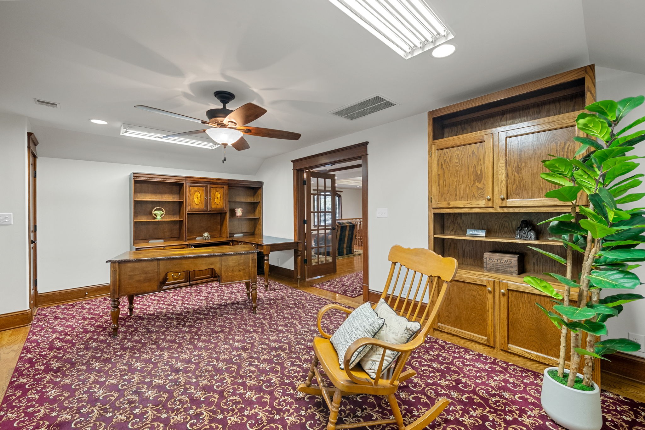 Clarksville, Tennessee, 37040, United States, 4 Bedrooms Bedrooms, ,4 BathroomsBathrooms,Residential,For Sale,1981354