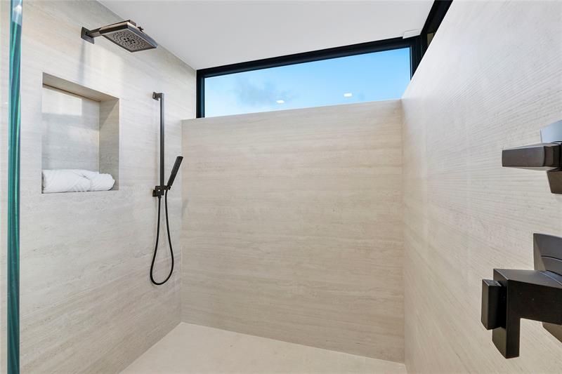 Fort Lauderdale, Florida, 33306, United States, 6 Bedrooms Bedrooms, ,8 BathroomsBathrooms,Residential,For Sale,1958113