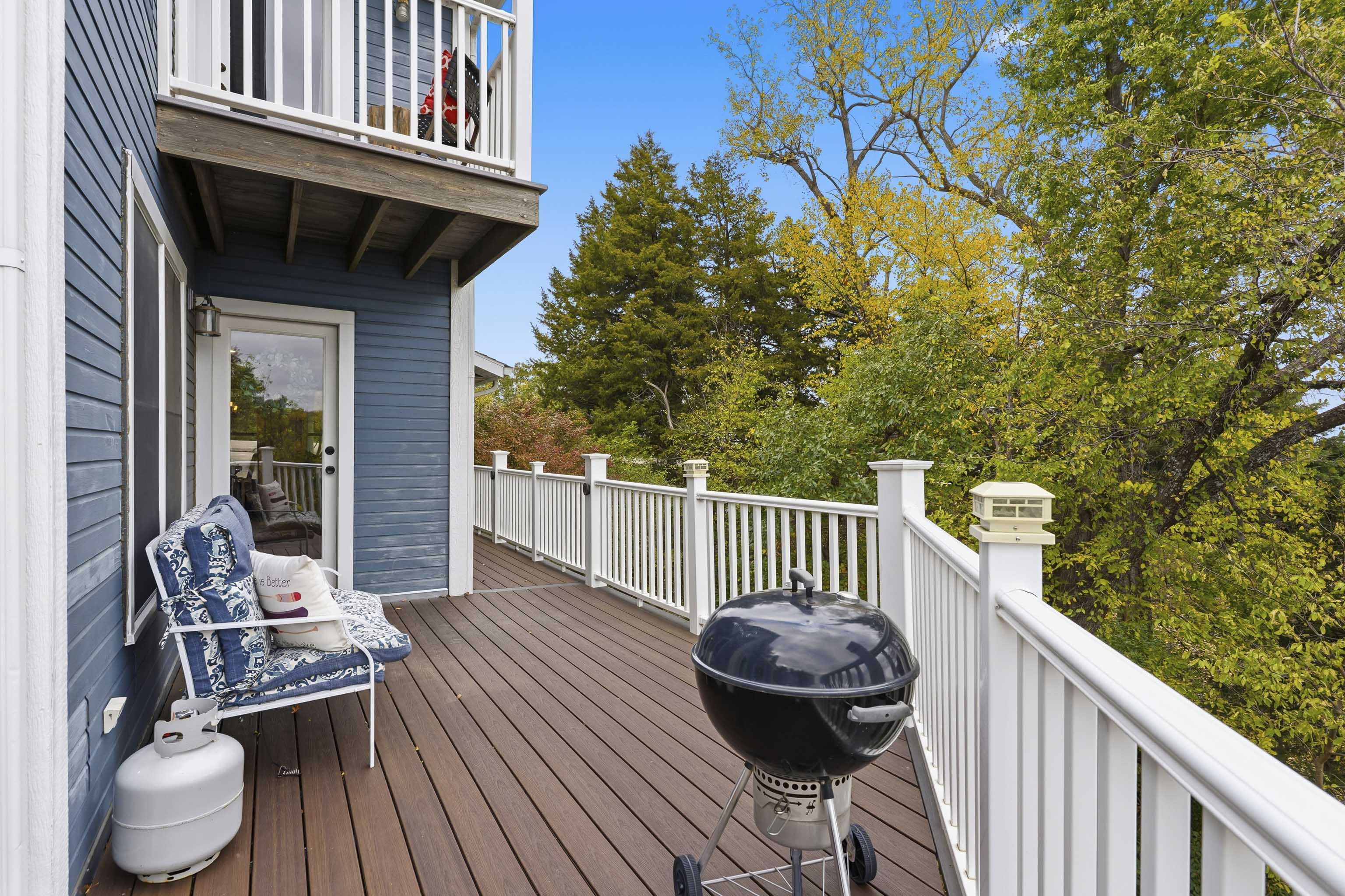 Manhattan, Kansas, 66503, United States, 4 Bedrooms Bedrooms, ,4 BathroomsBathrooms,Residential,For Sale,1985204