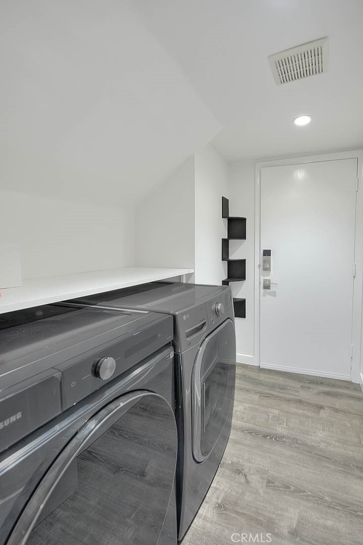 Phillips Ranch, California, 91766, United States, 4 Bedrooms Bedrooms, ,3 BathroomsBathrooms,Residential,For Sale,1998468