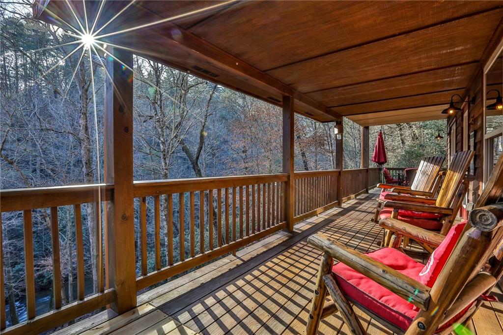 Ellijay, Georgia, 30540, United States, 3 Bedrooms Bedrooms, ,3 BathroomsBathrooms,Residential,For Sale,1936949