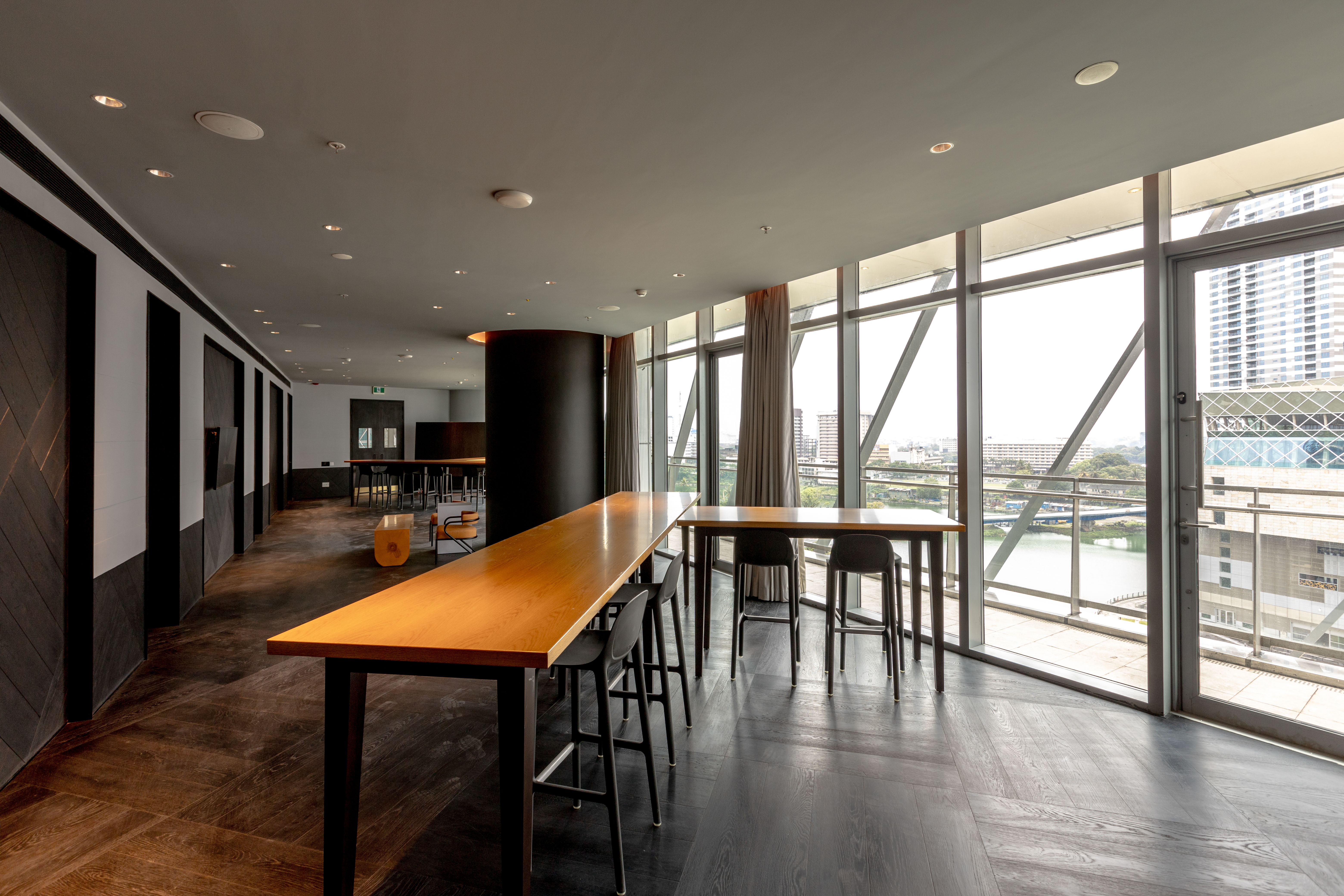  Sky Mansion on 7th floor with ocean views at Sapphire Residences - 物件實景