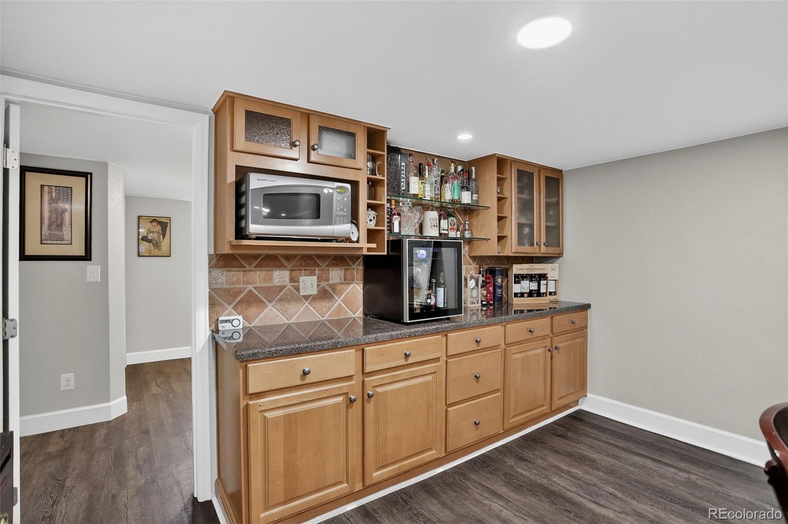 Aurora, Colorado, 80011, United States, 5 Bedrooms Bedrooms, ,1 BathroomBathrooms,Residential,For Sale,1933484