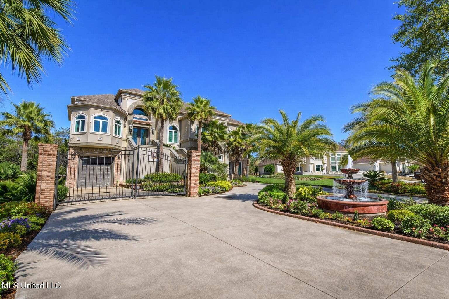 Diamondhead, Mississippi, 39525, United States, 6 Bedrooms Bedrooms, ,6 BathroomsBathrooms,Residential,For Sale,2005178