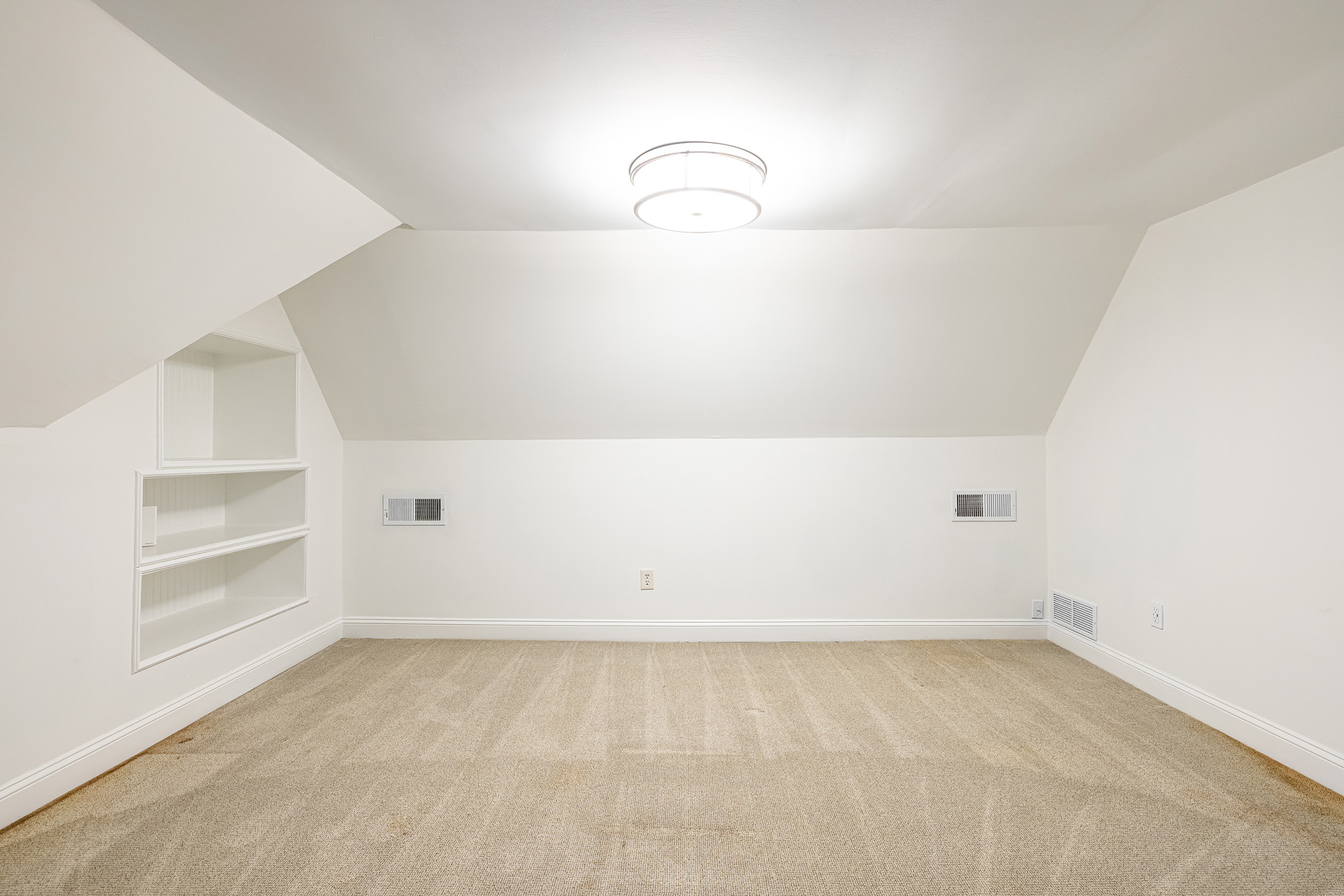  Morningside Duplex Offers Character, Location and Financial Flexibility - 物件實景