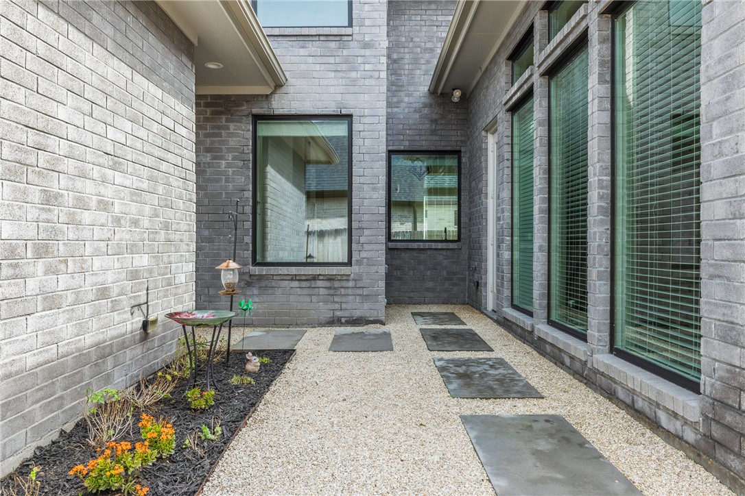 College Station, Texas, 77845, United States, 5 Bedrooms Bedrooms, ,5 BathroomsBathrooms,Residential,For Sale,2028405