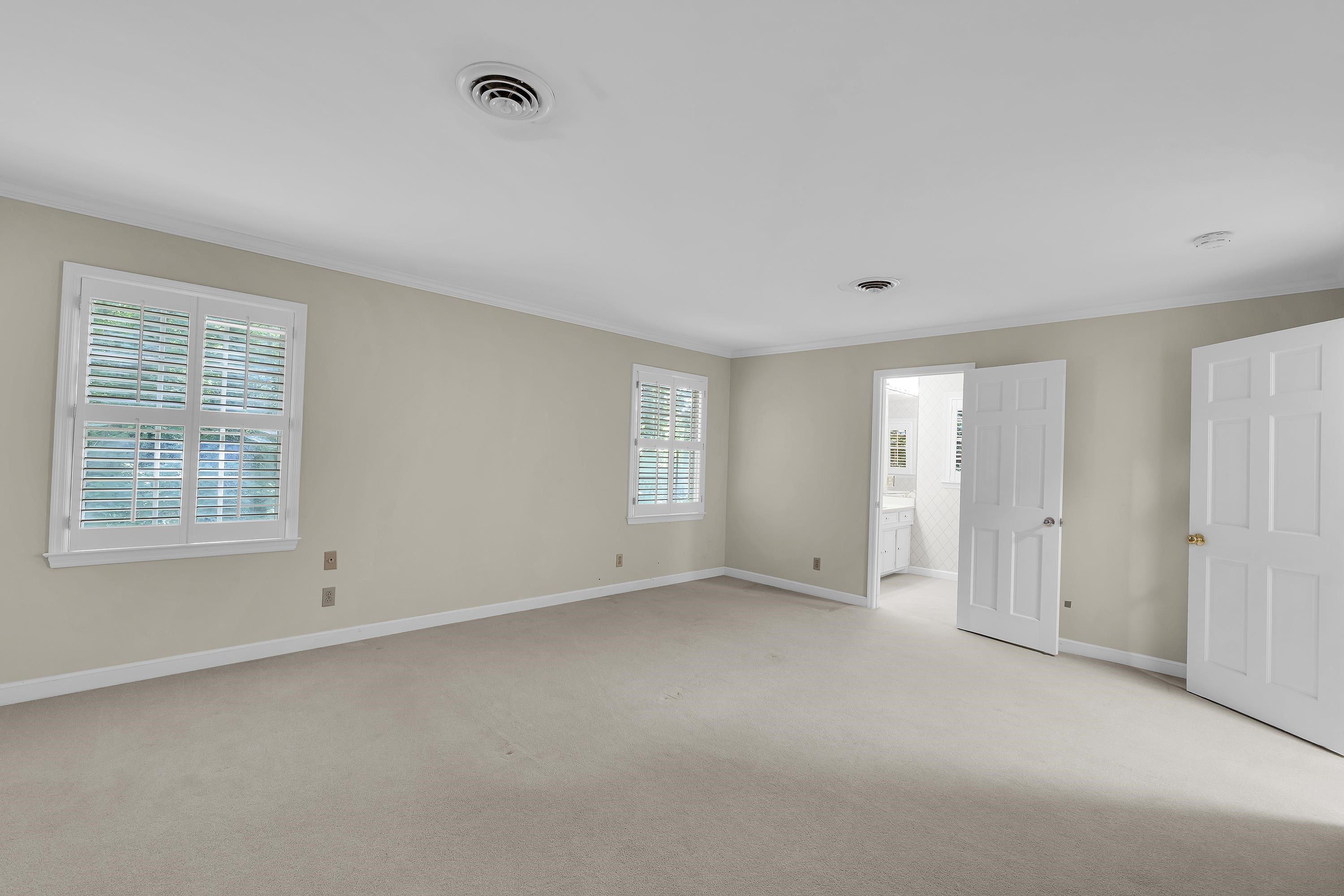 Spartanburg, South Carolina, 29302, United States, 4 Bedrooms Bedrooms, ,3 BathroomsBathrooms,Residential,For Sale,1907438