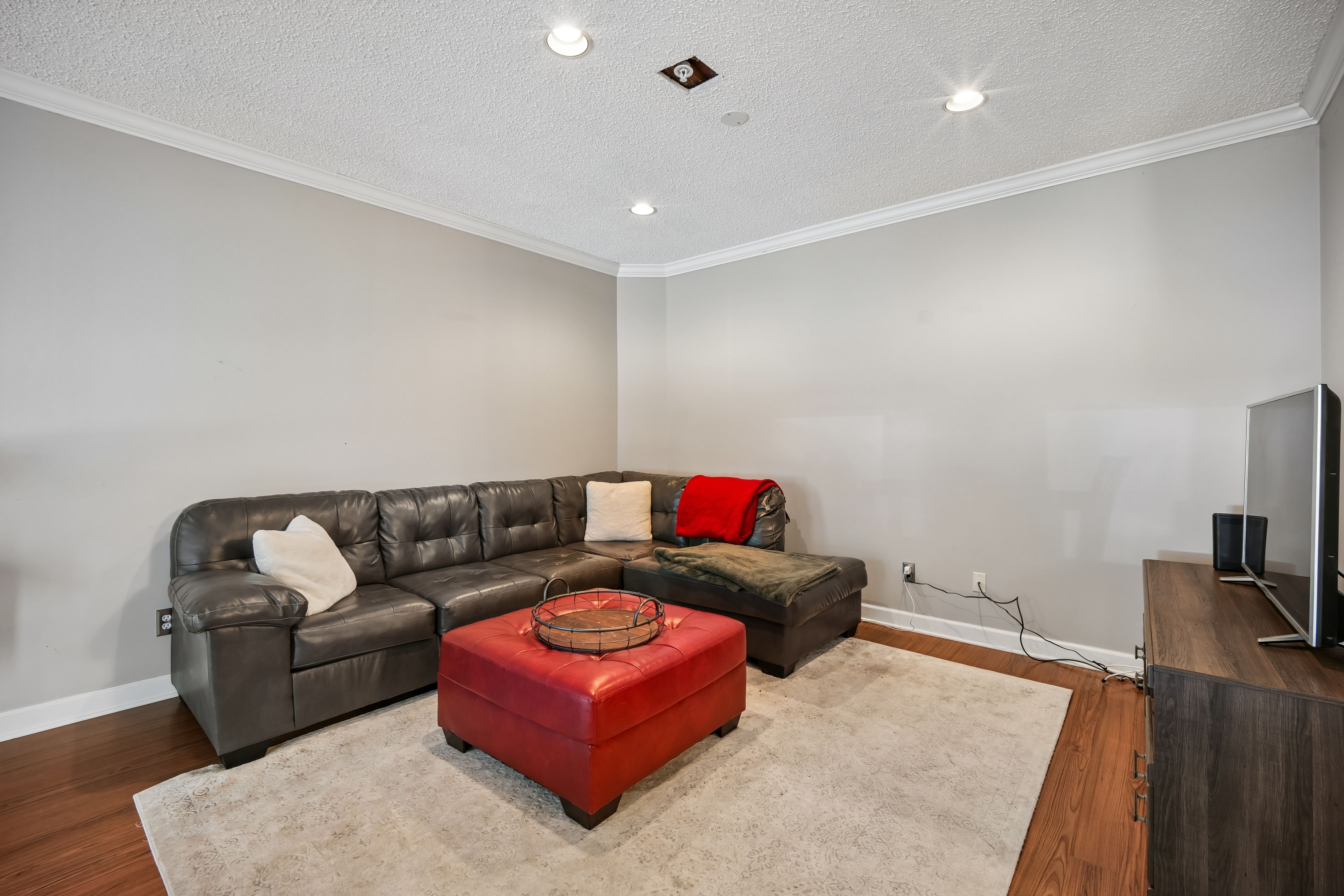  608 Brittany Drive, Wayne, NJ 07470 - 物件實景