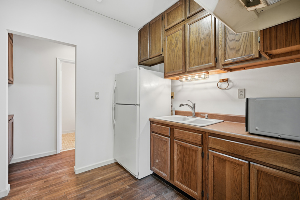 Middlesboro, Kentucky, 40965, United States, 3 Bedrooms Bedrooms, ,2 BathroomsBathrooms,Residential,For Sale,2012565