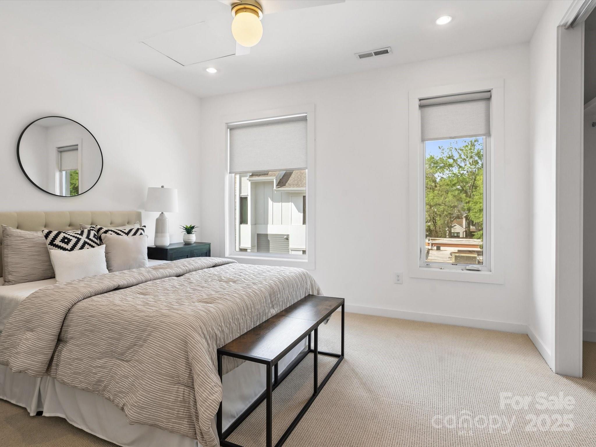 Charlotte, North Carolina, 28205, United States, 3 Bedrooms Bedrooms, ,3 BathroomsBathrooms,Residential,For Sale,1837660