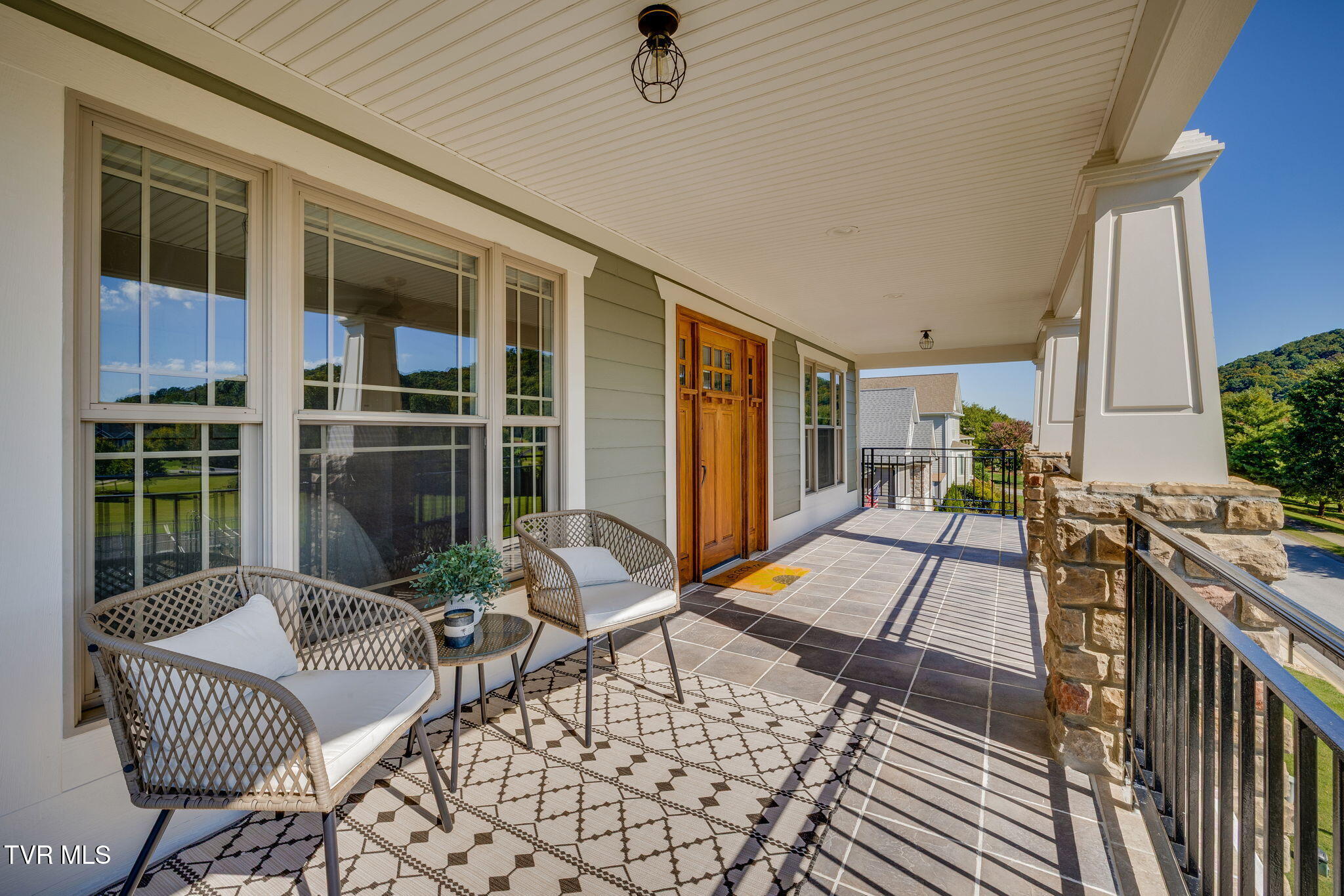 Kingsport, Tennessee, 37664, United States, 5 Bedrooms Bedrooms, ,5 BathroomsBathrooms,Residential,For Sale,1982177