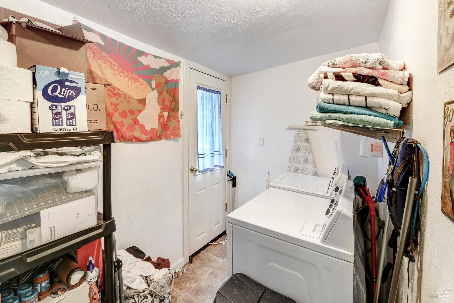 Sonoma, California, 95476, United States, 3 Bedrooms Bedrooms, ,3 BathroomsBathrooms,Residential,For Sale,1806350