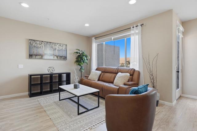 Chula Vista, California, 91913, United States, 2 Bedrooms Bedrooms, ,2 BathroomsBathrooms,Residential,For Sale,2037879