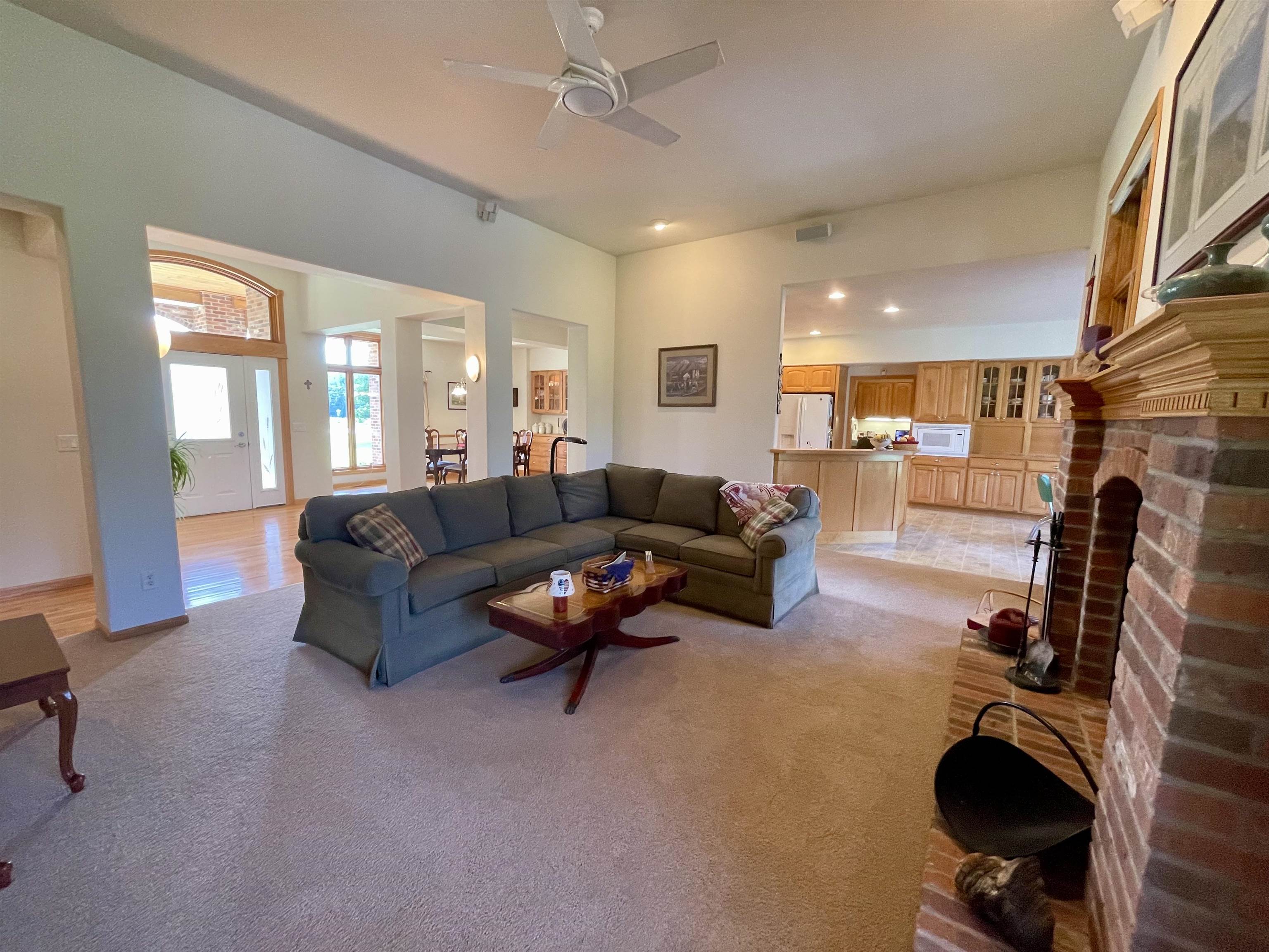 Janesville, Wisconsin, 53545, United States, 5 Bedrooms Bedrooms, ,4 BathroomsBathrooms,Residential,For Sale,1921861