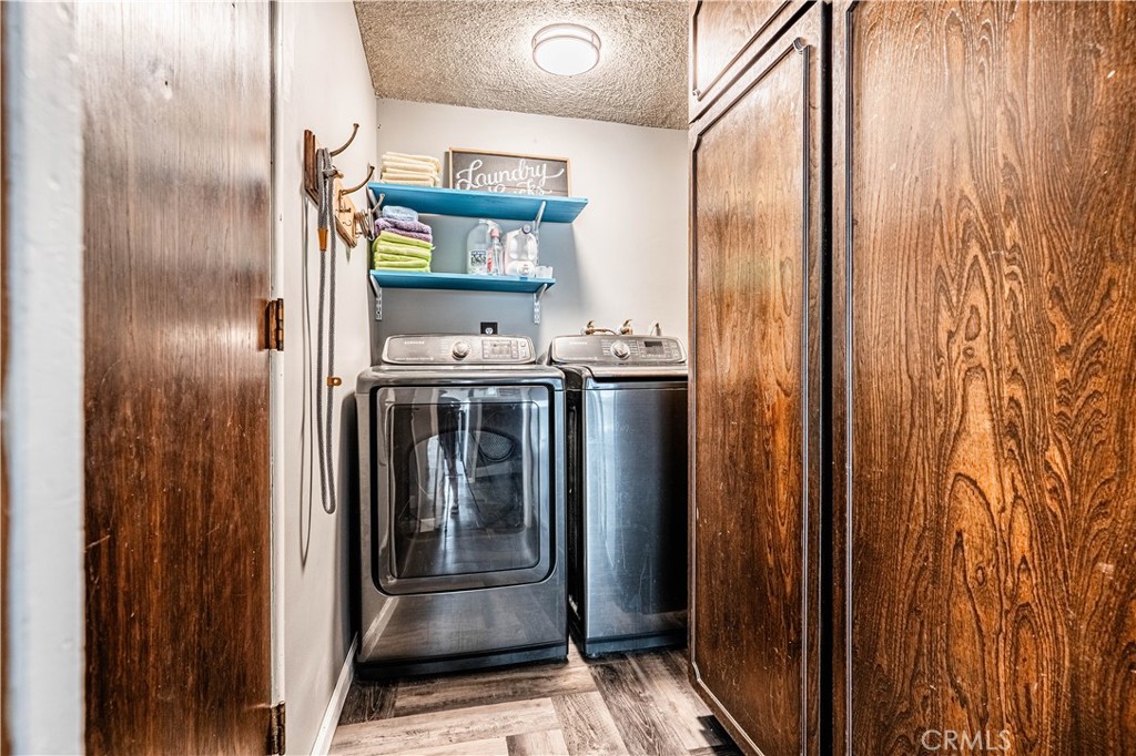 CANYON LAKE, California, 92587, United States, 3 Bedrooms Bedrooms, ,3 BathroomsBathrooms,Residential,For Sale,1827222