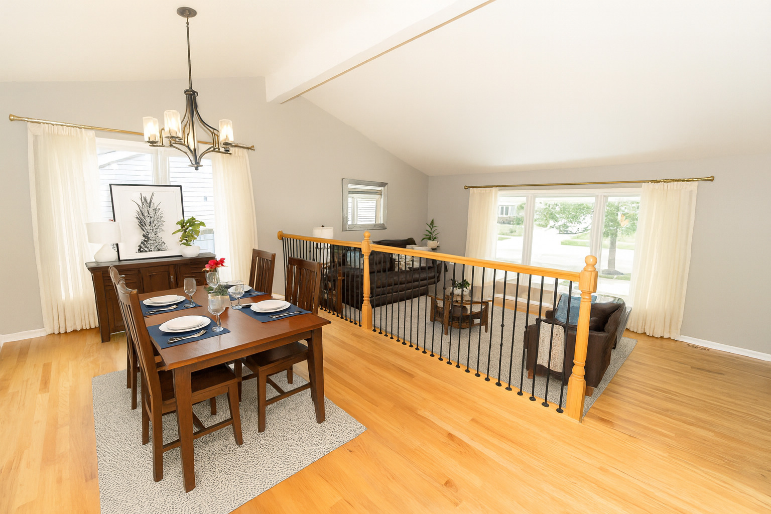 Arlington Heights, Illinois, 60005, United States, 5 Bedrooms Bedrooms, ,3 BathroomsBathrooms,Residential,For Sale,1978336