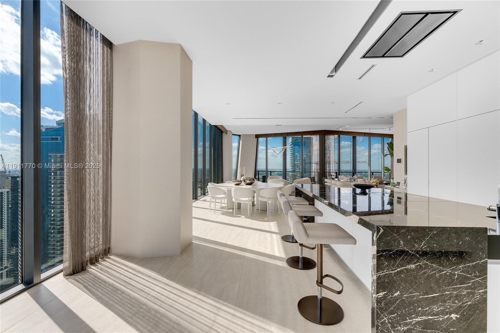 Miami, Florida, 33132, United States, 6 Bedrooms Bedrooms, ,7 BathroomsBathrooms,Residential,For Sale,1991375