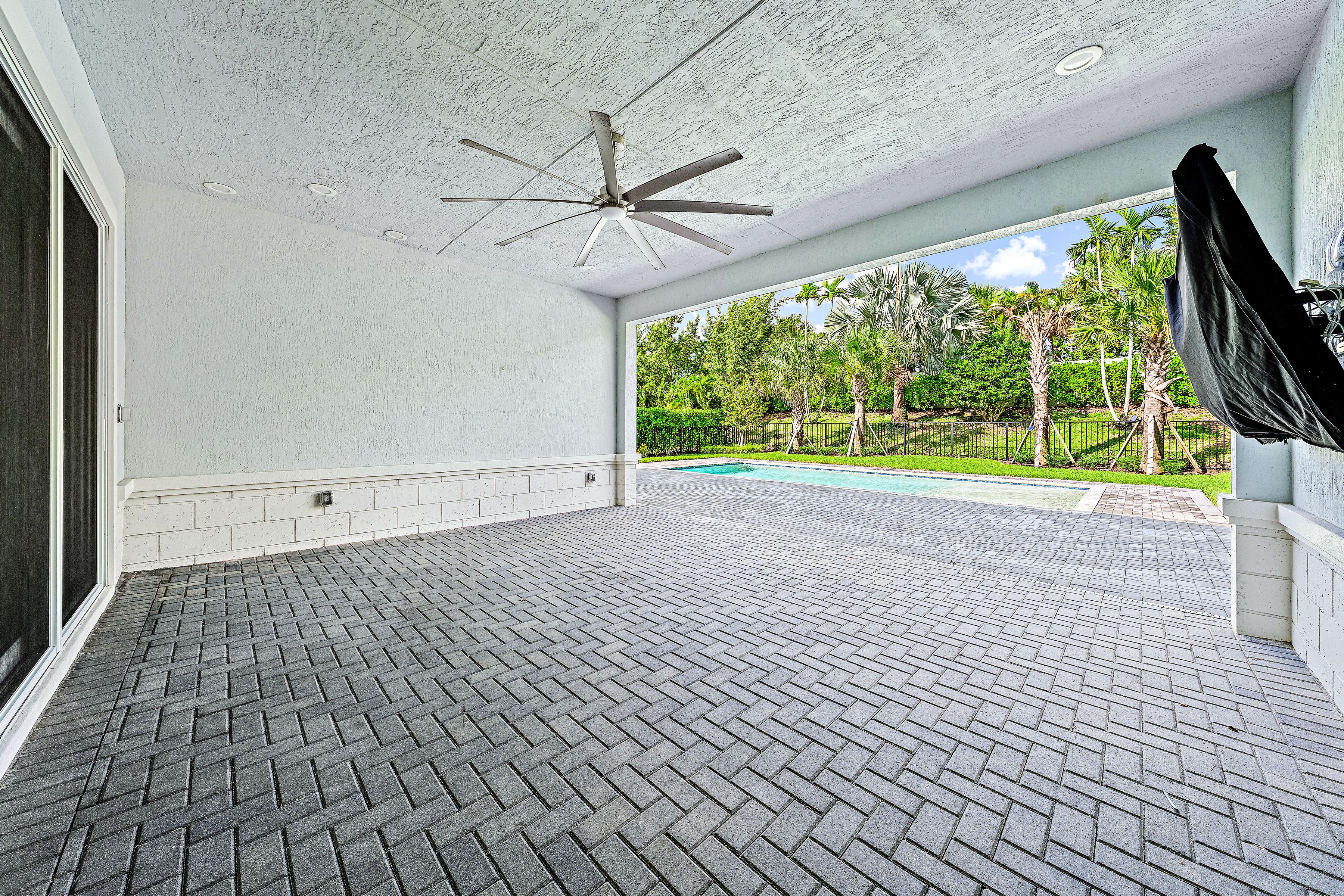  9224 Crestview Circle - 物件實景