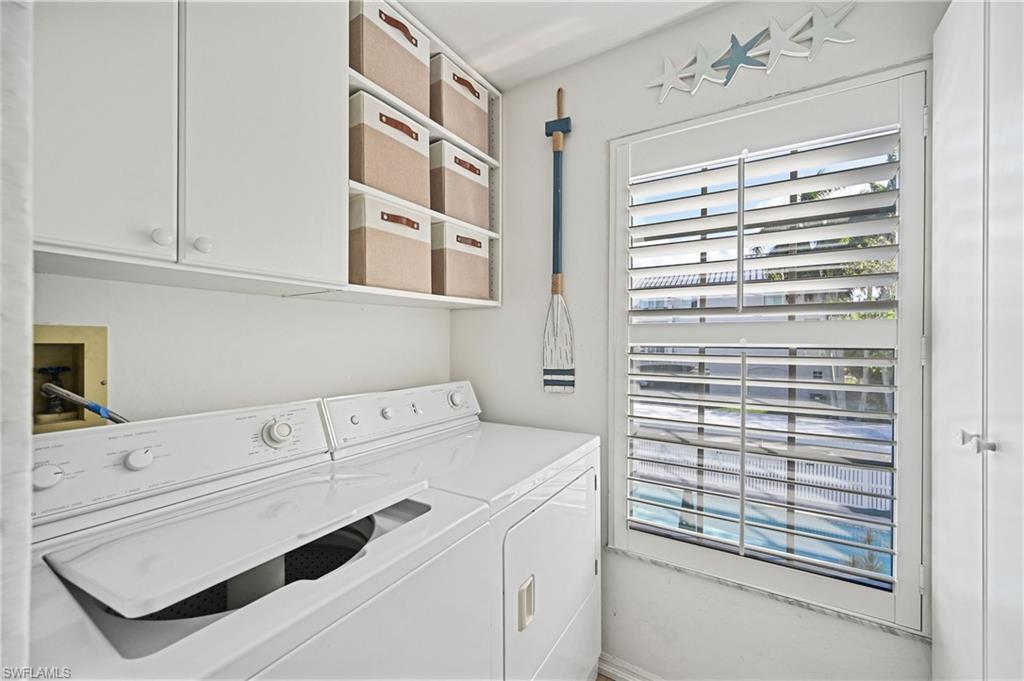 Naples, Florida, 34102, United States, 3 Bedrooms Bedrooms, ,2 BathroomsBathrooms,Residential,For Sale,1940442
