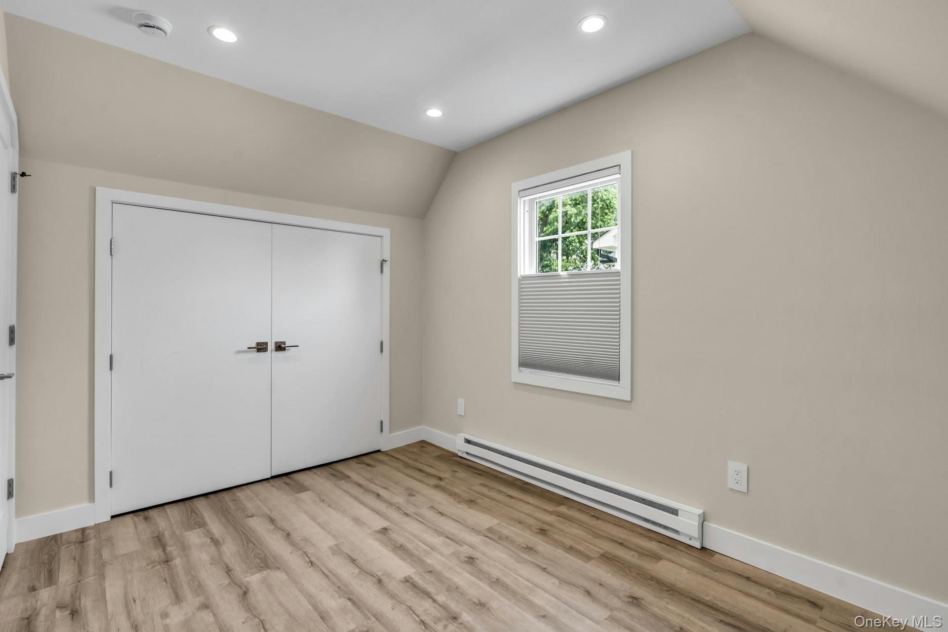 20 Robert Road, Glen Cove, NY, 11542 - 物件實景