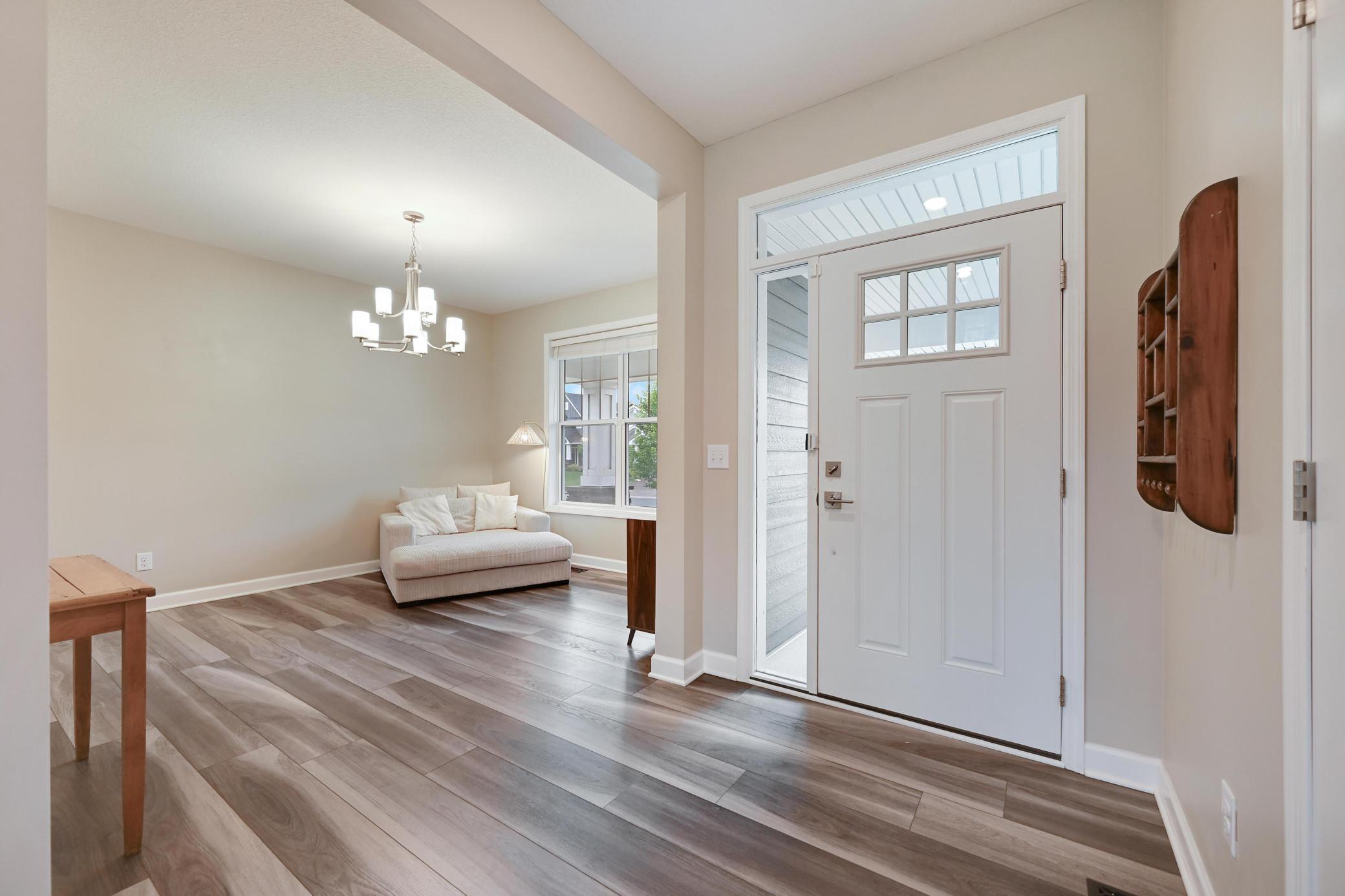 Rosemount, Minnesota, 55068, United States, 4 Bedrooms Bedrooms, ,4 BathroomsBathrooms,Residential,For Sale,1882599