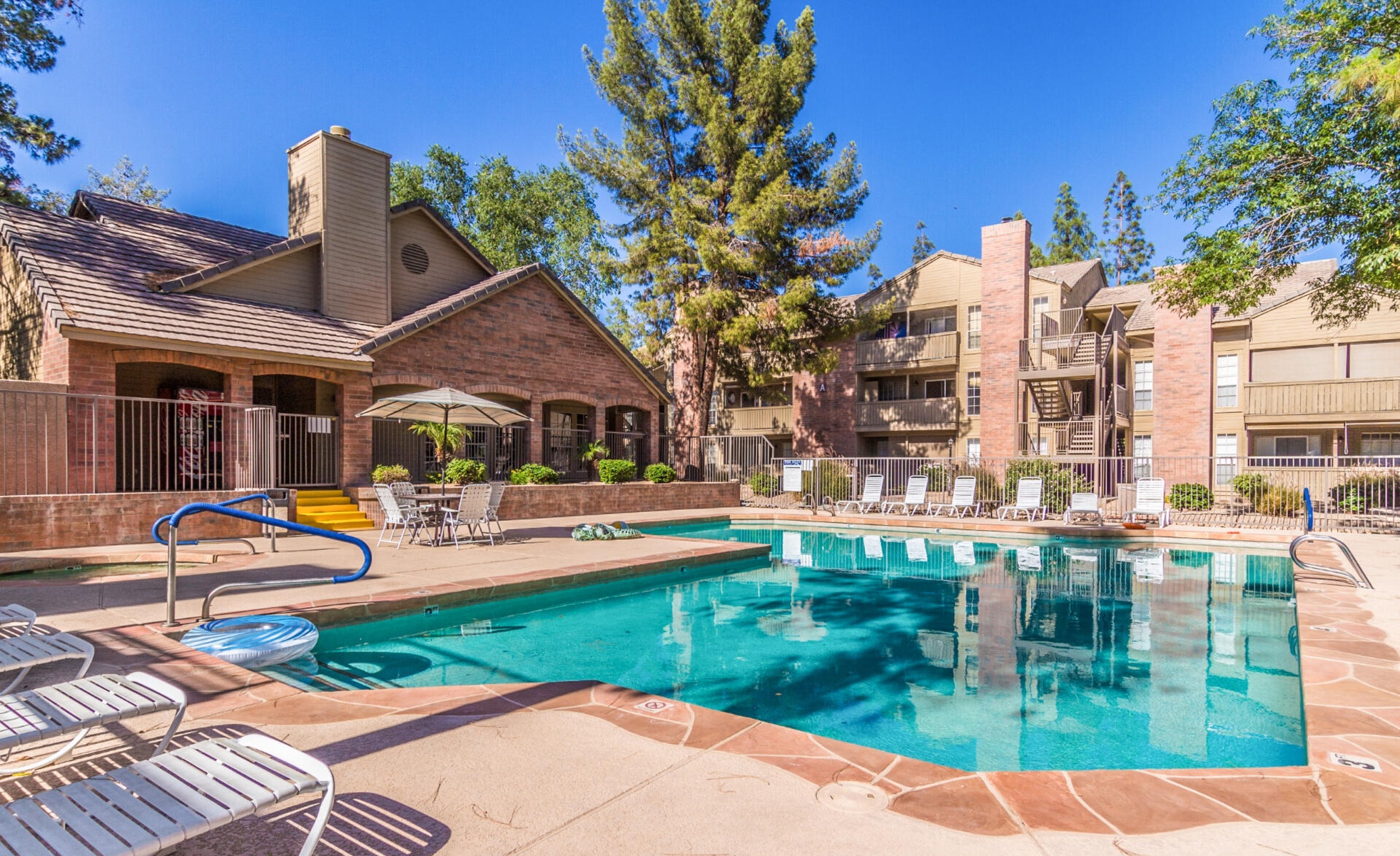  200 E Southern Avenue  Tempe, AZ - 物件實景