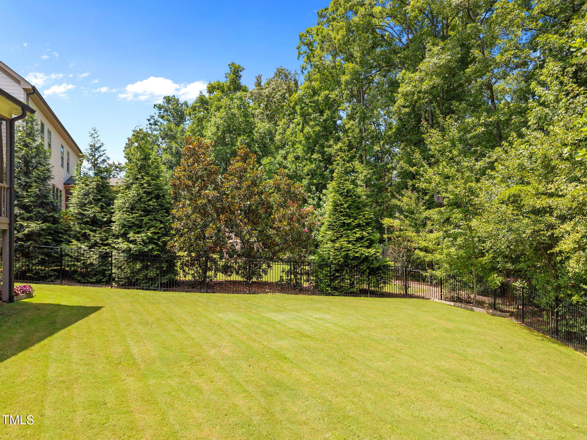 Apex, North Carolina, 27502, United States, 5 Bedrooms Bedrooms, ,4 BathroomsBathrooms,Residential,For Sale,1901280