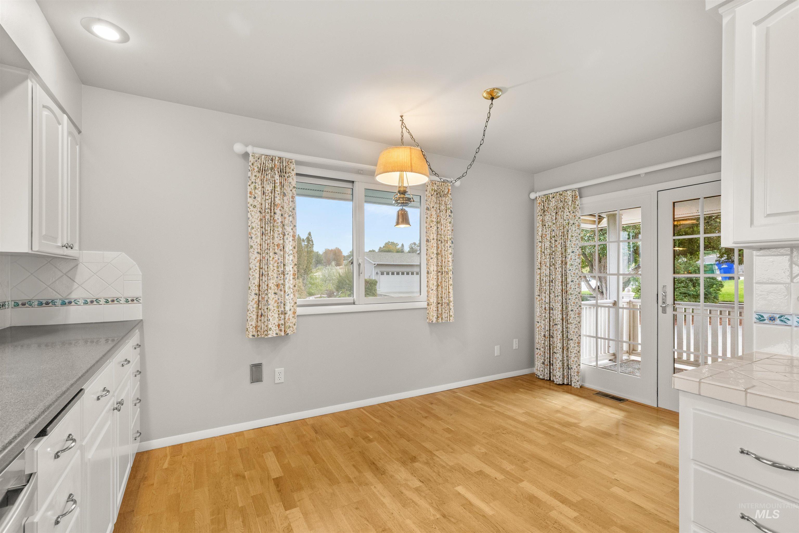 Lewiston, Idaho, 83501, United States, 4 Bedrooms Bedrooms, ,Residential,For Sale,1862440