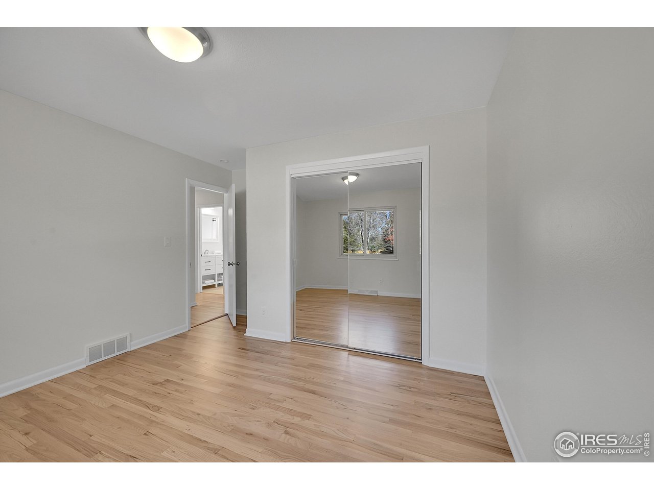 Boulder, Colorado, 80305, United States, 4 Bedrooms Bedrooms, ,2 BathroomsBathrooms,Residential,For Sale,1989611