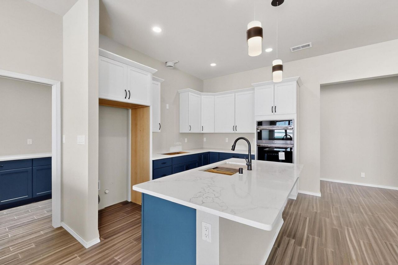 Albuquerque, New Mexico, 87120, United States, 3 Bedrooms Bedrooms, ,3 BathroomsBathrooms,Residential,For Sale,1876398