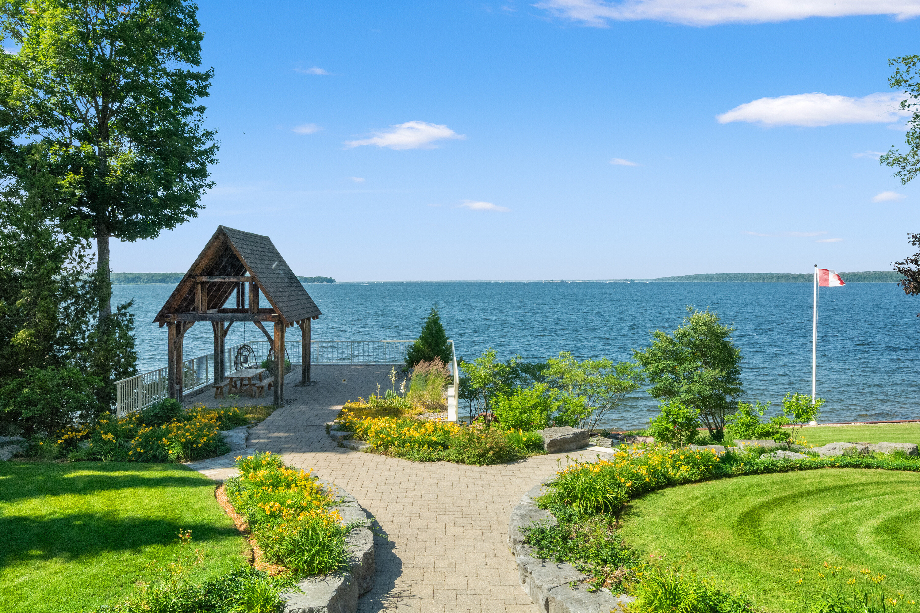  Iconic Waterfront Estate - 物件實景