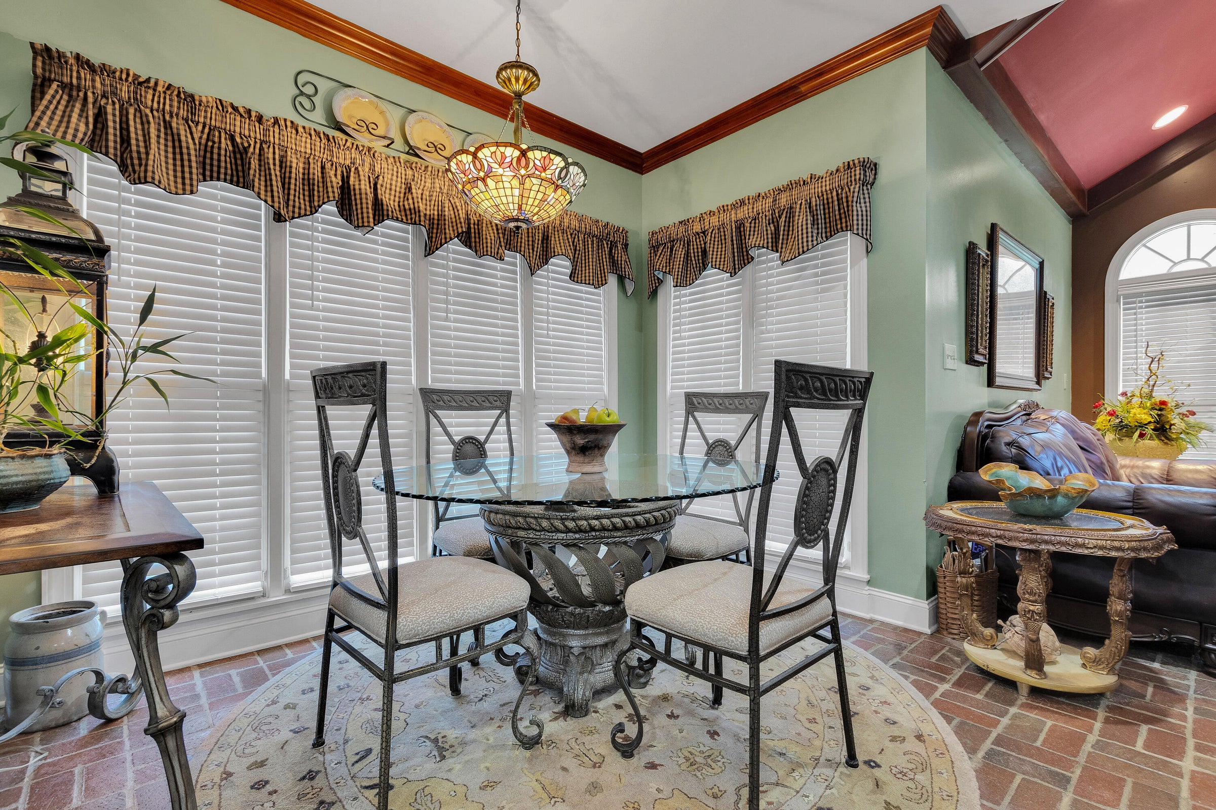 Fulton, Mississippi, 38843, United States, 4 Bedrooms Bedrooms, ,4 BathroomsBathrooms,Residential,For Sale,1976372