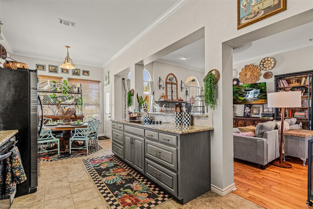 Van Alstyne, Texas, 75495, United States, 4 Bedrooms Bedrooms, ,2 BathroomsBathrooms,Residential,For Sale,1965564