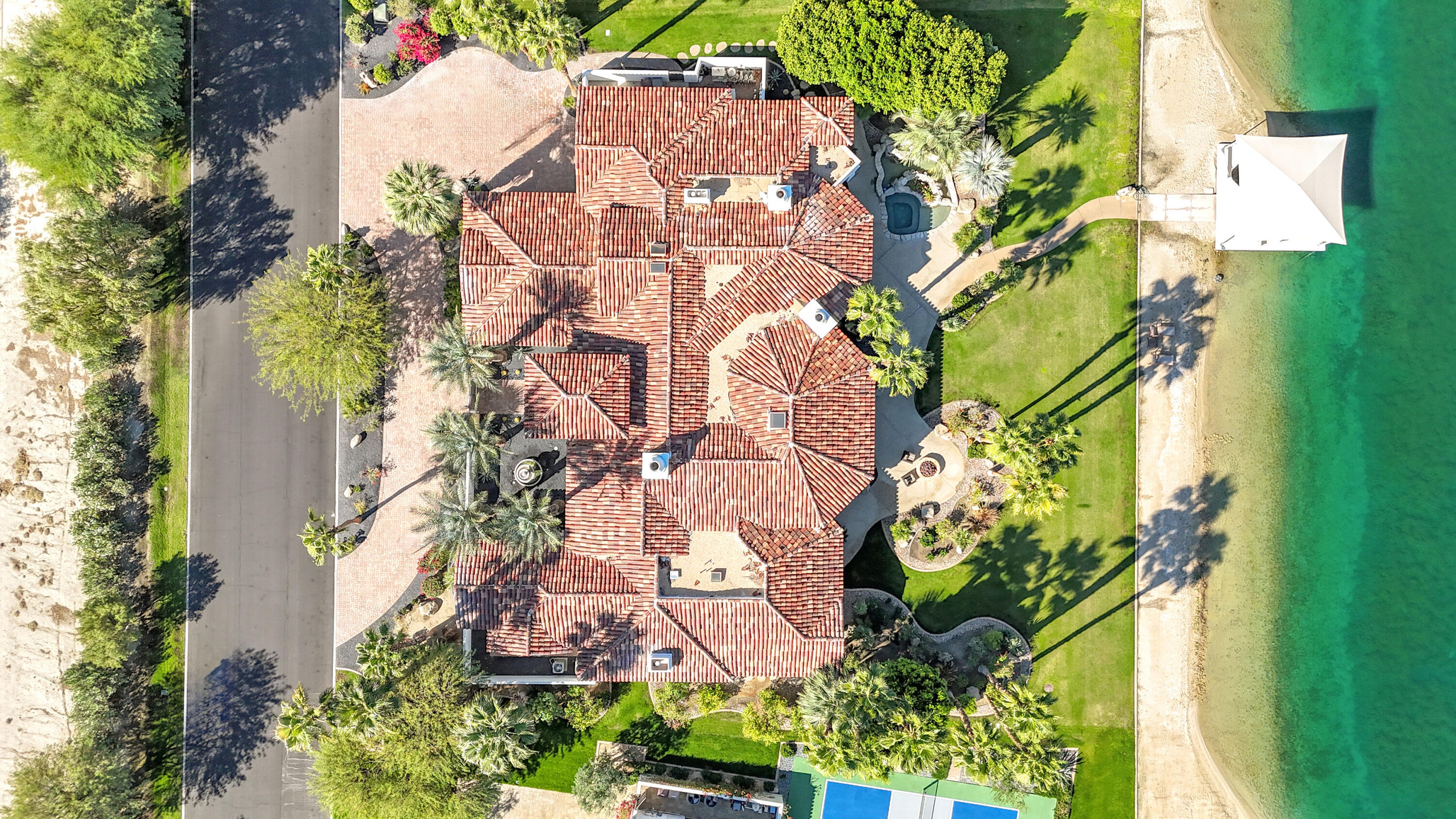 Indio, California, 92203, United States, 5 Bedrooms Bedrooms, ,4 BathroomsBathrooms,Residential,For Sale,1992835