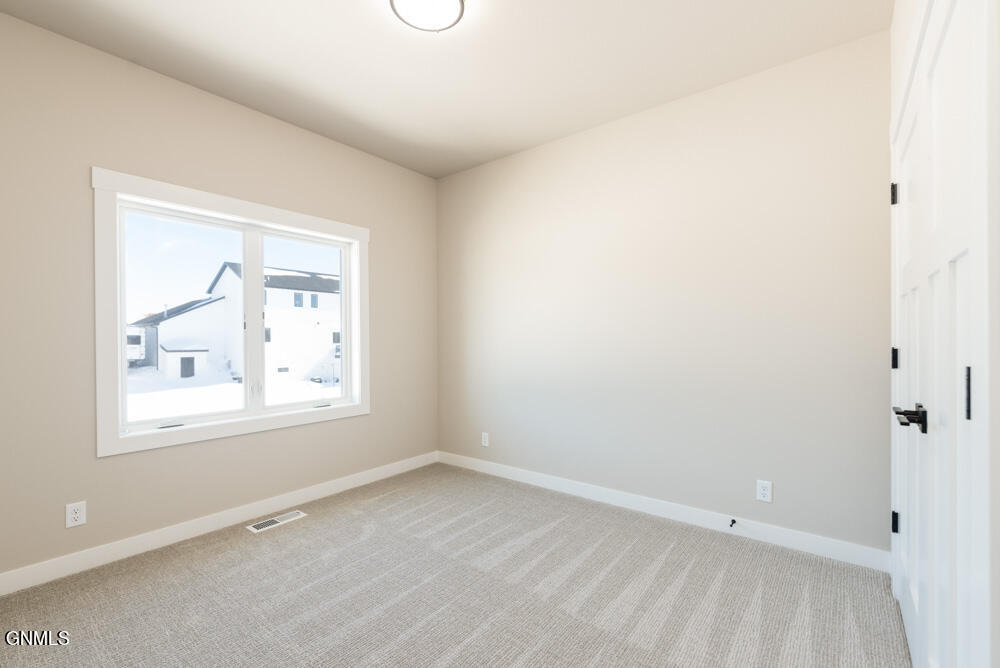Bismarck, North Dakota, 58503, United States, 3 Bedrooms Bedrooms, ,1 BathroomBathrooms,Residential,For Sale,1872499