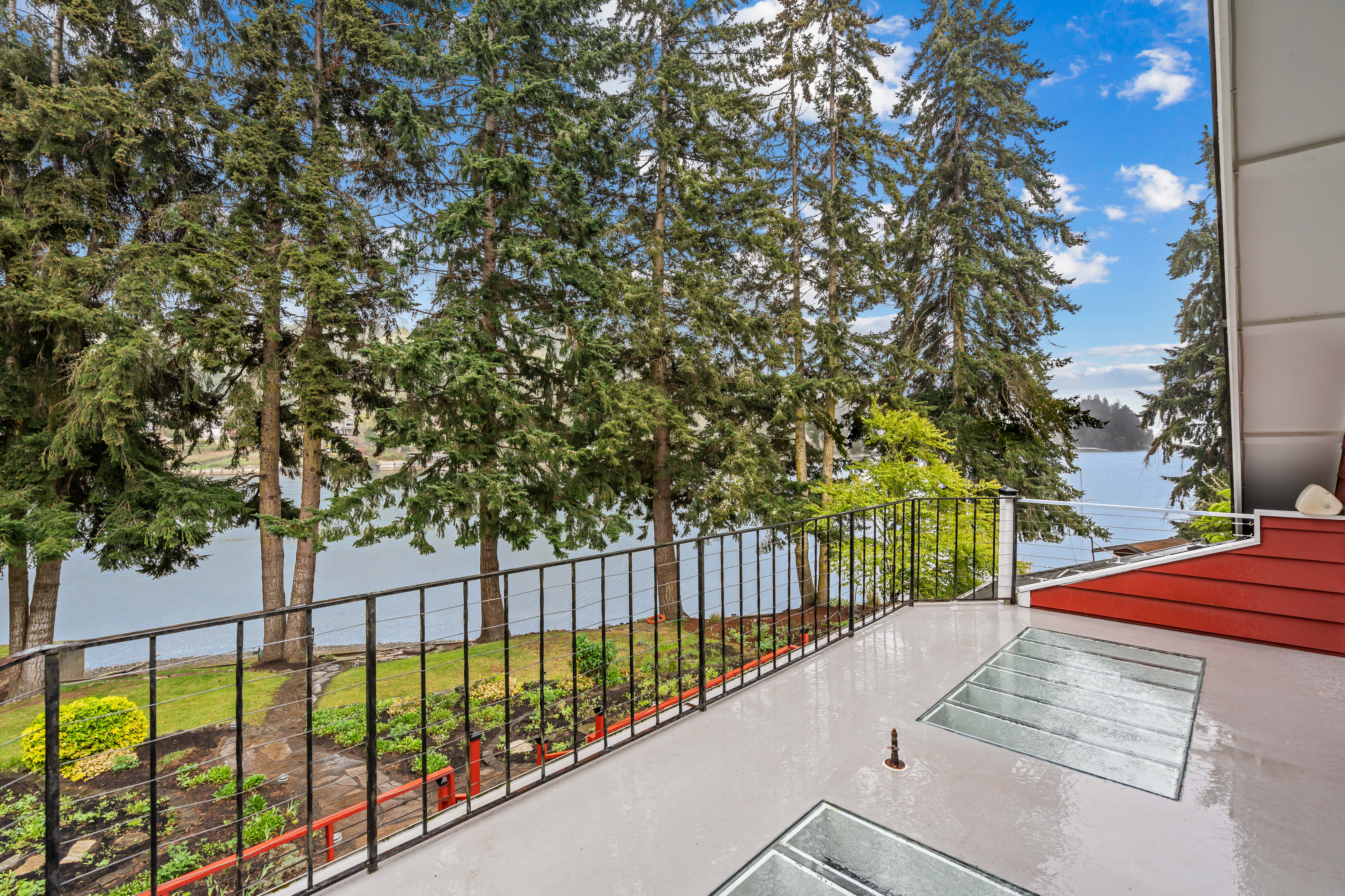  6810 NE Wood Bay Lane, Poulsbo, WA 98370 - 物件實景