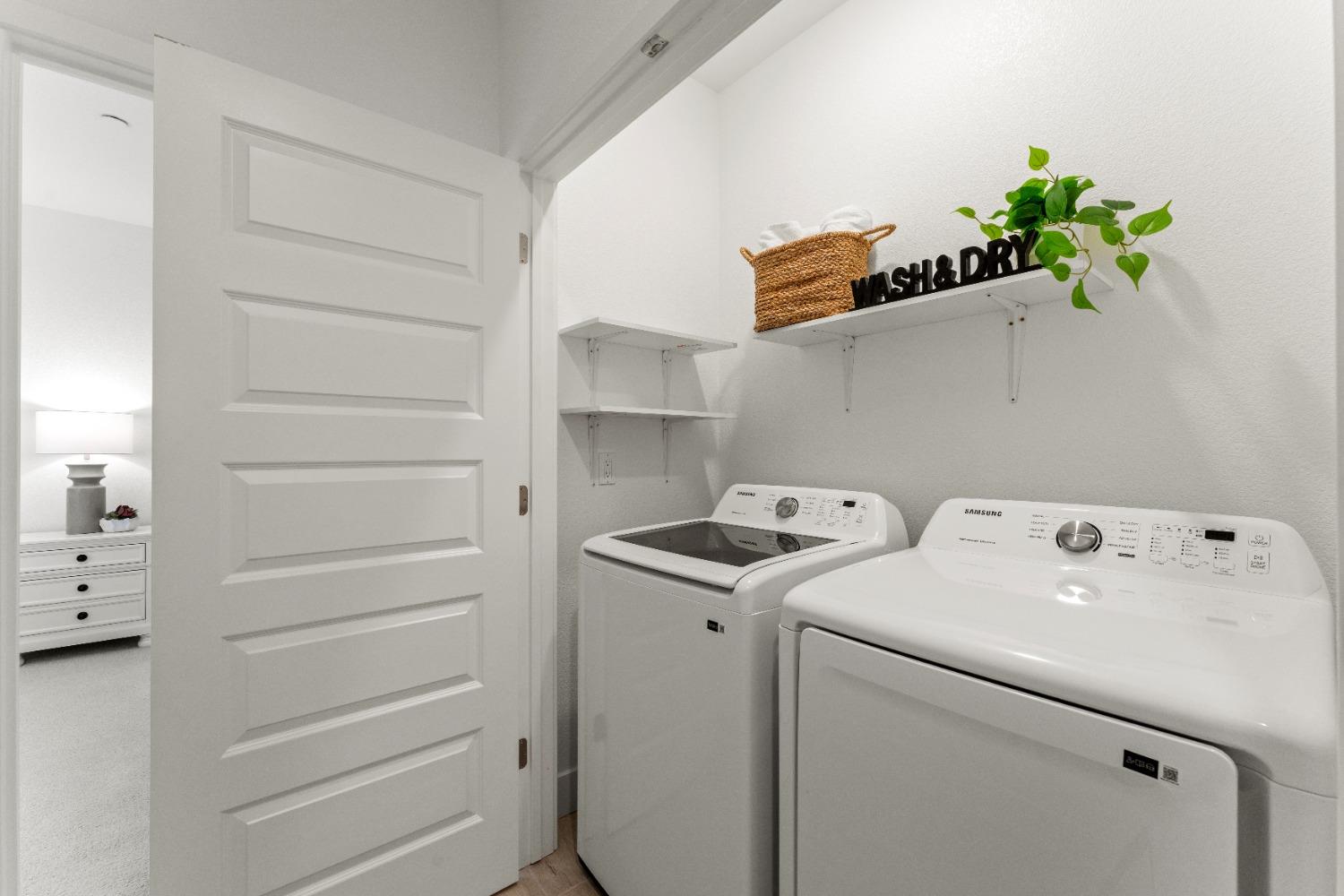 El Dorado Hills, California, 95762, United States, 2 Bedrooms Bedrooms, ,3 BathroomsBathrooms,Residential,For Sale,1787818