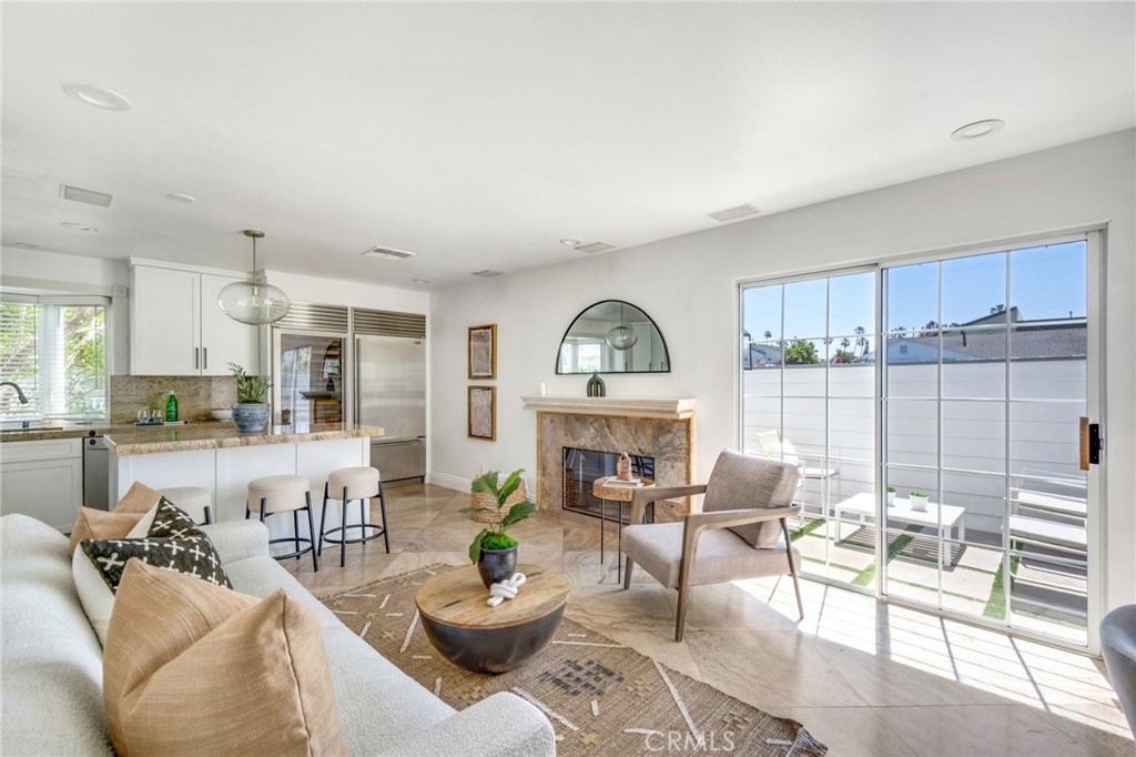 Costa Mesa, California, 92627, United States, 3 Bedrooms Bedrooms, ,2 BathroomsBathrooms,Residential,For Sale,1847589